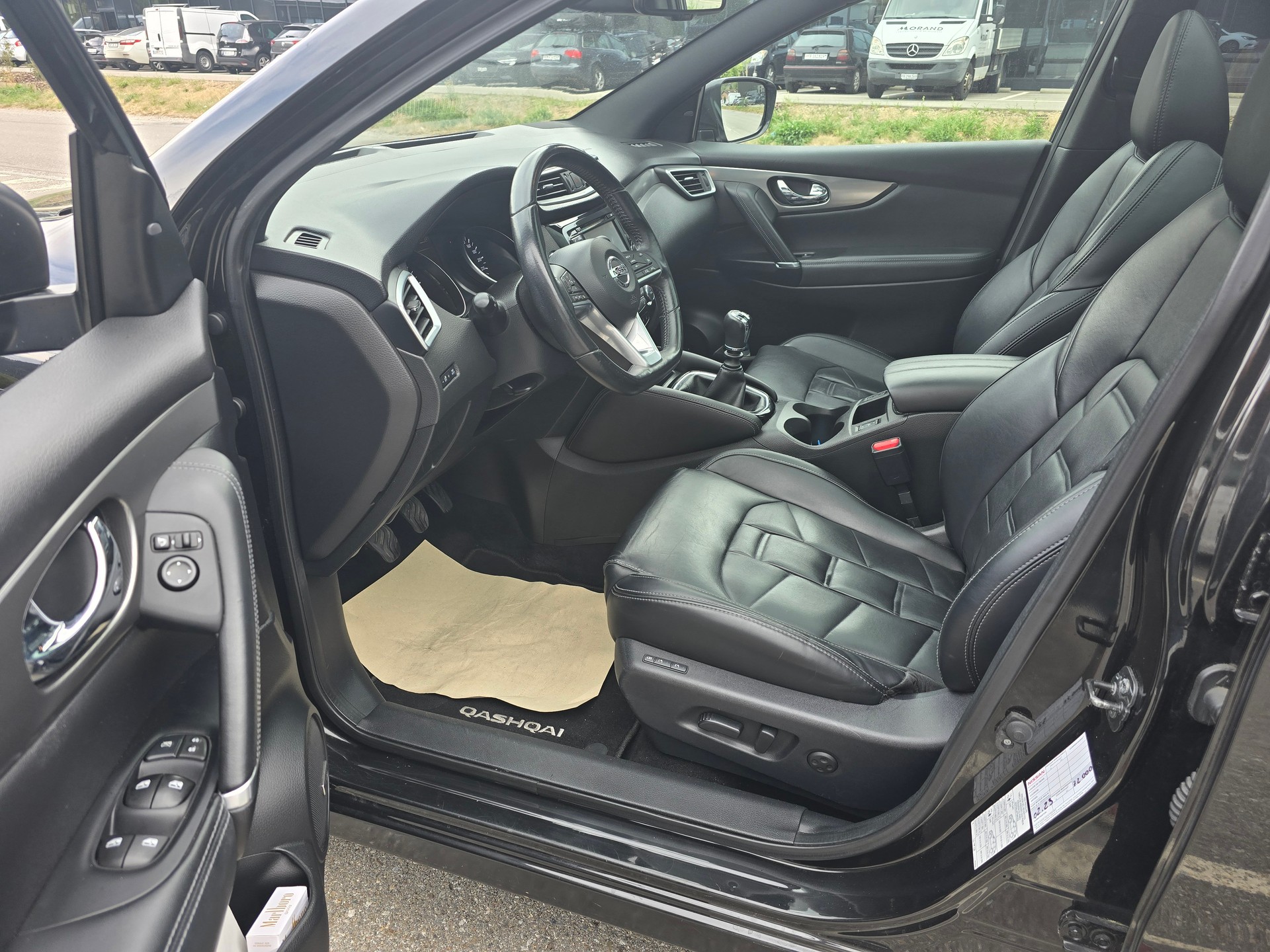 NISSAN Qashqai 1.6 dCi tekna+-image-7