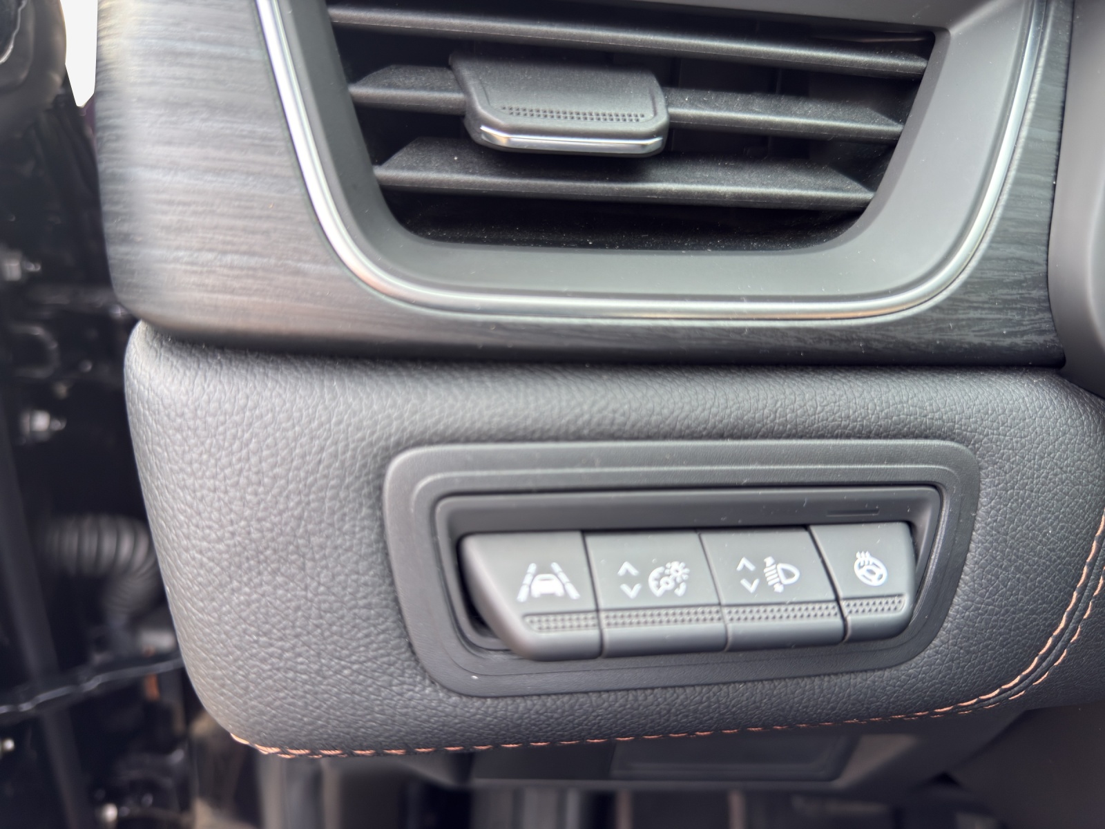 RENAULT Captur 1.3 TCe Initiale EDC-image-15