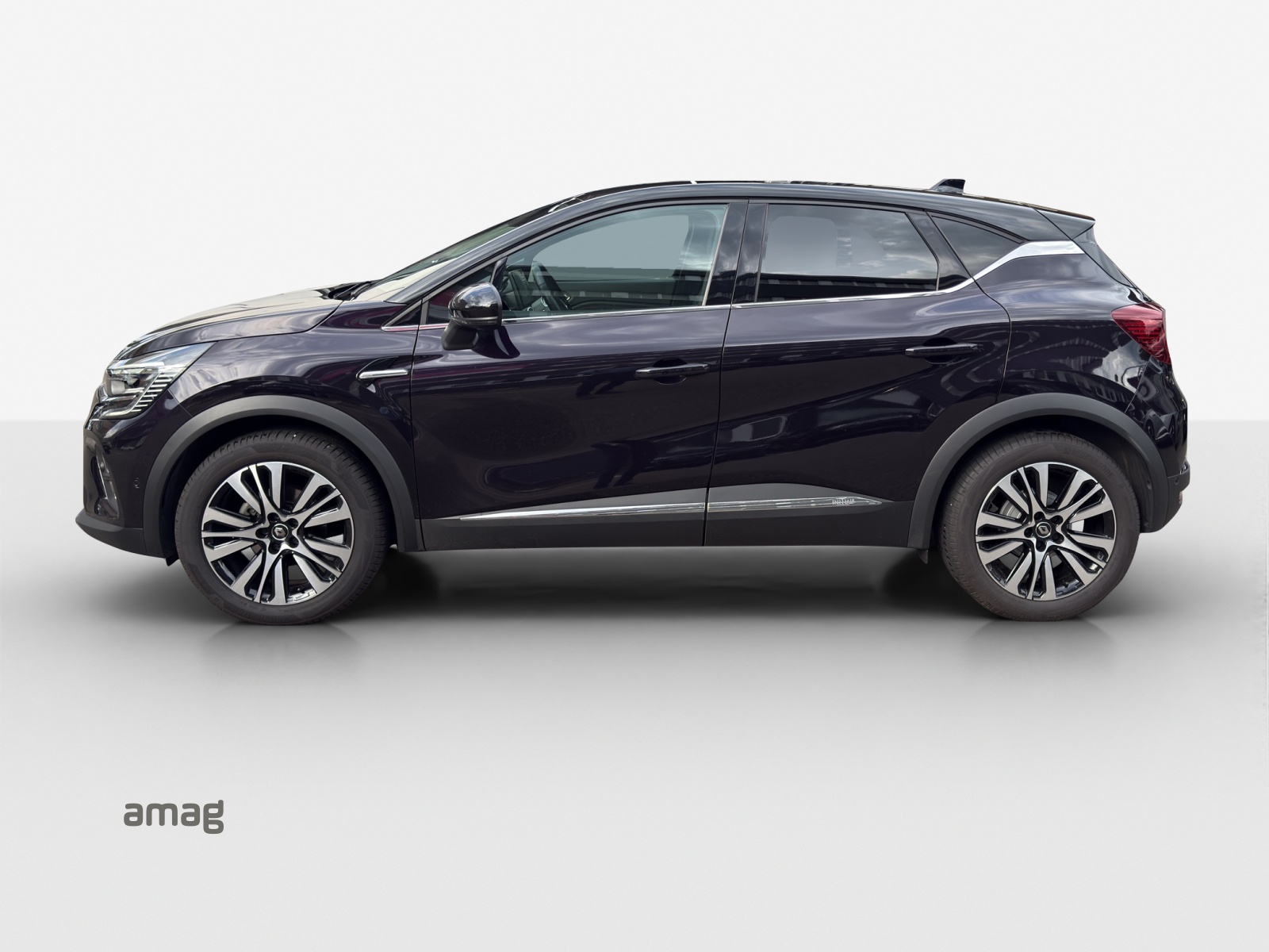 RENAULT Captur 1.3 TCe Initiale EDC-image-1
