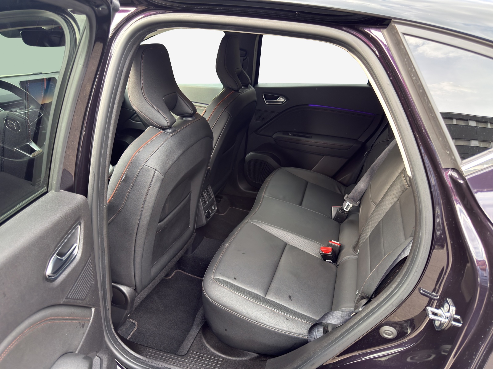 RENAULT Captur 1.3 TCe Initiale EDC-image-11