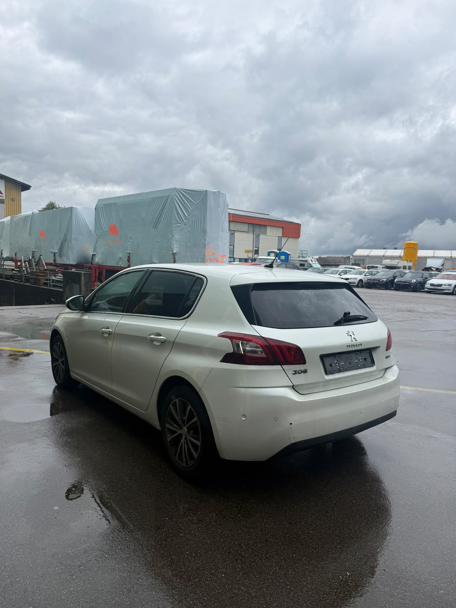 PEUGEOT 308 1.2 THP Active-image-4
