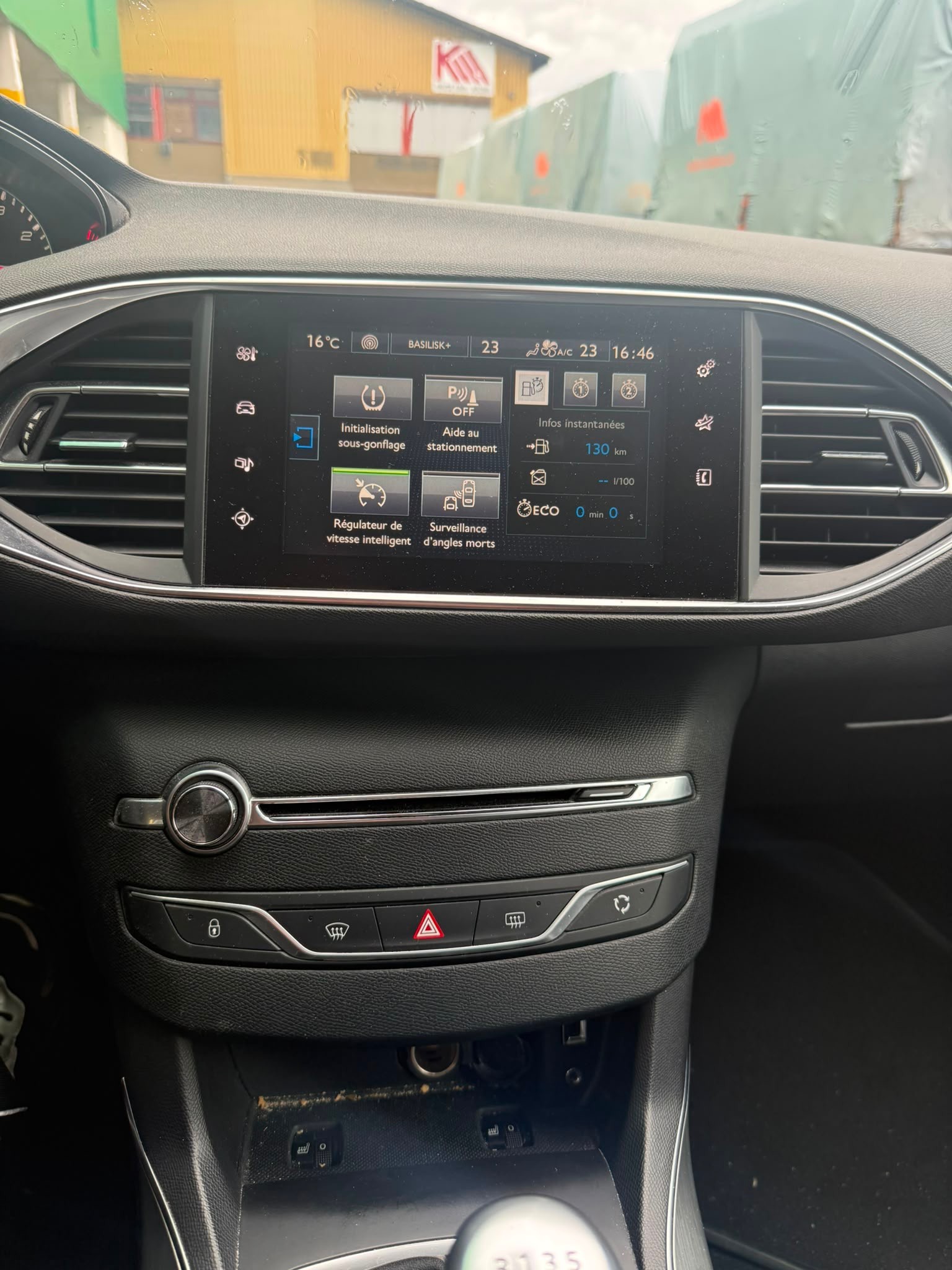 PEUGEOT 308 1.2 THP Active-image-10
