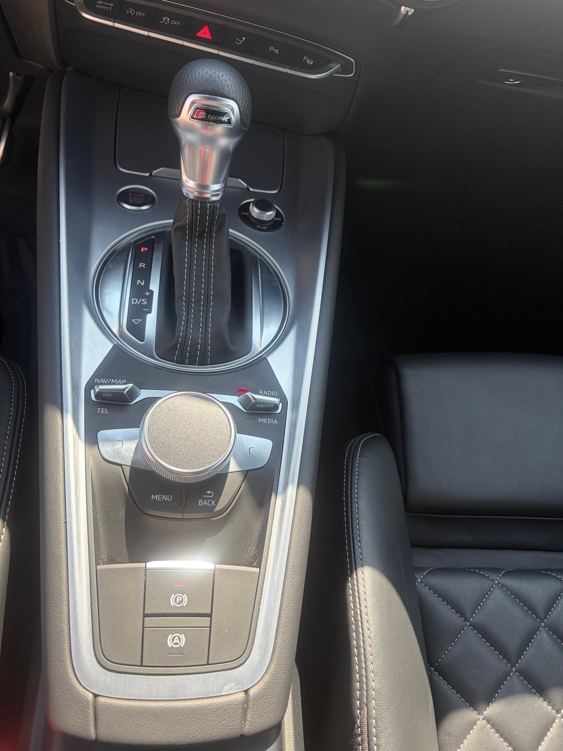 AUDI 2.0 45 TFSI quattro S-Tronic-image-9