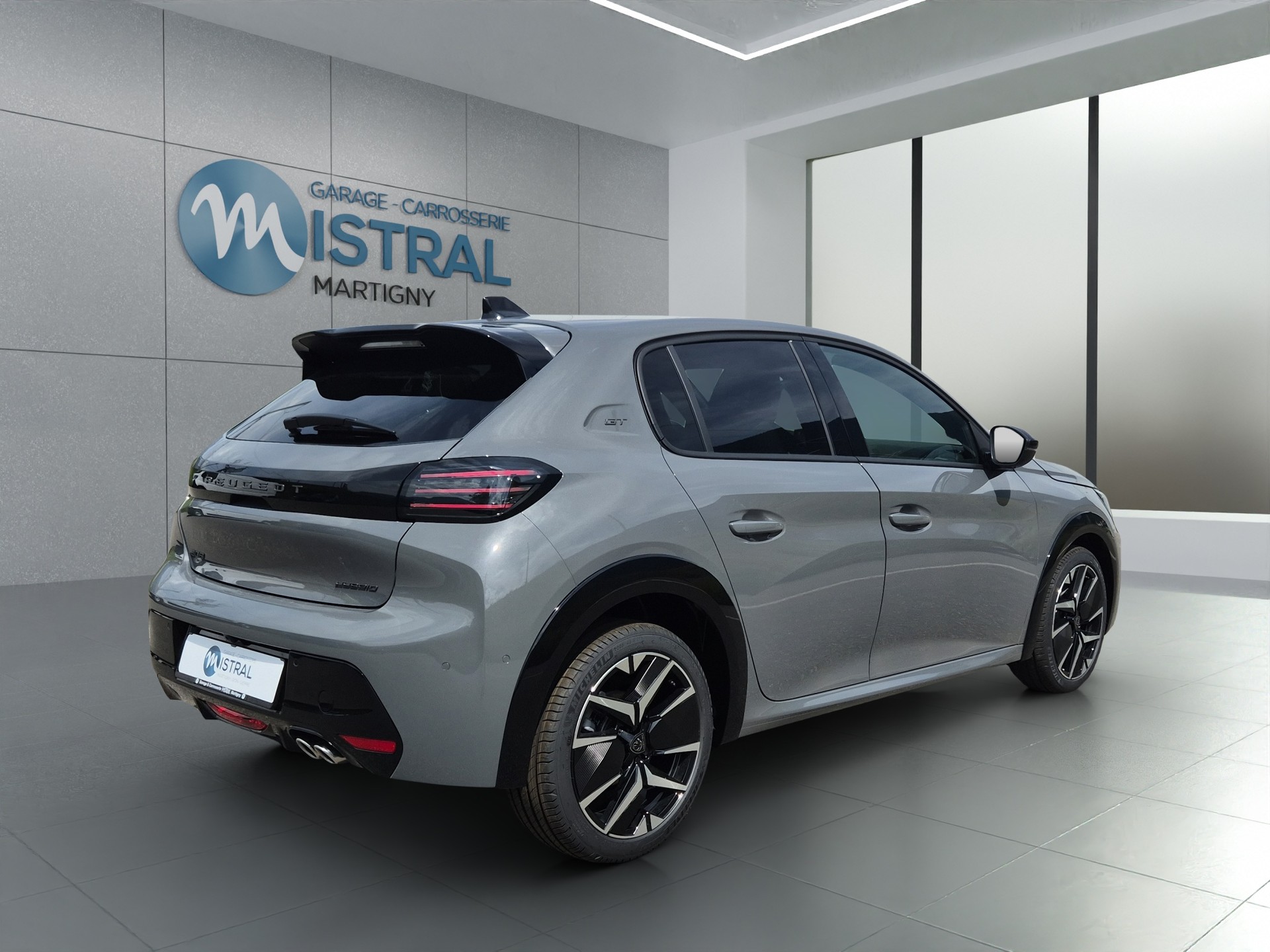PEUGEOT 208 1.2 Hybrid 145 GT Exclusive-image-4