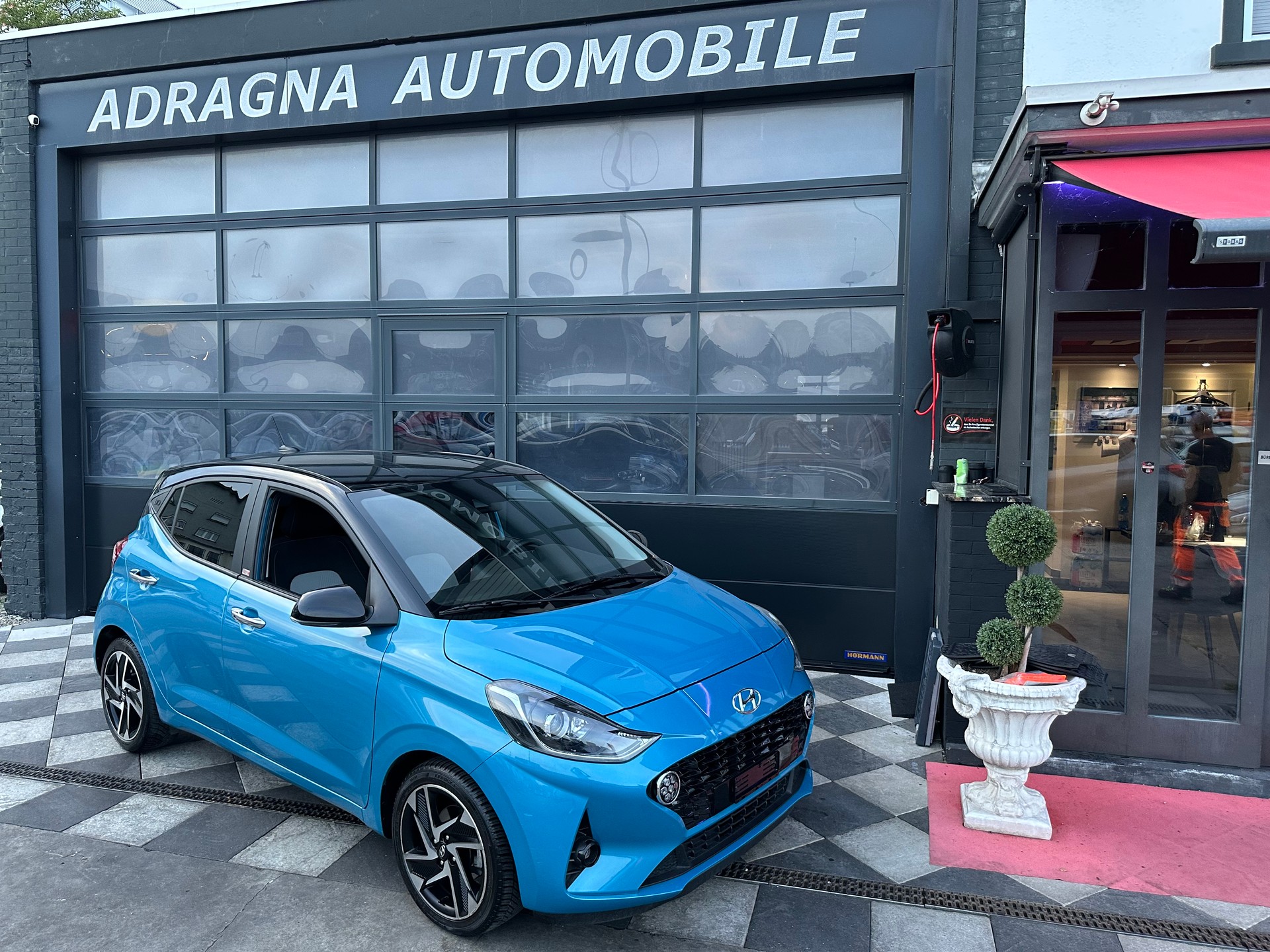 HYUNDAI i10 1.2 Vertex Automat-showroom-element-2