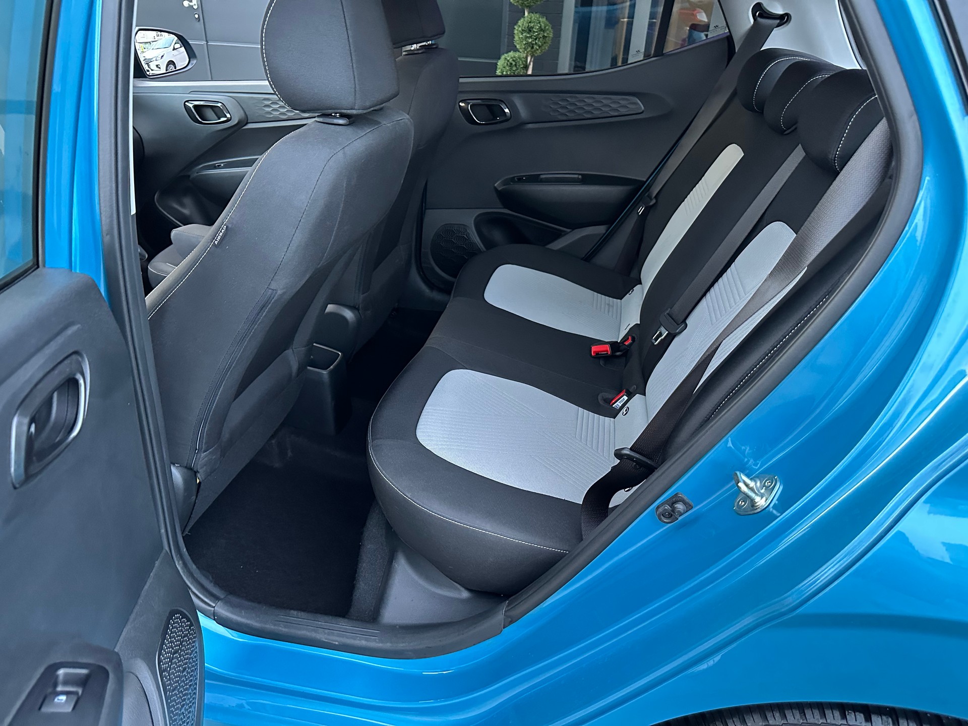 HYUNDAI i10 1.2 Vertex Automat-image-19