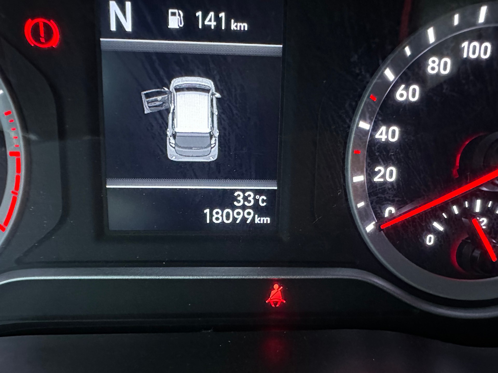 HYUNDAI i10 1.2 Vertex Automat-image-24
