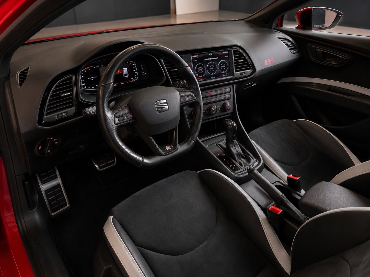 SEAT Leon 2.0 TSI Cupra 280 DSG-image-12