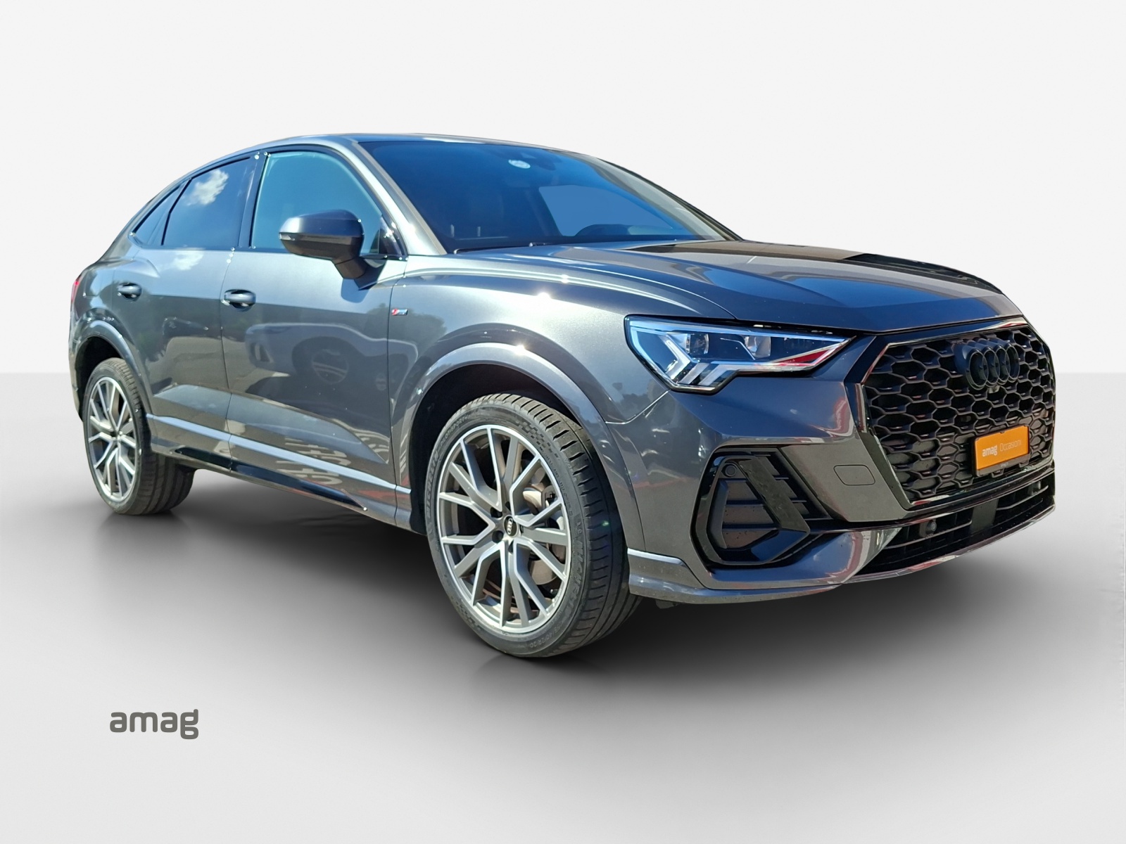 AUDI Q3 Sportback 45 TFSI e S line S-tronic-image-5