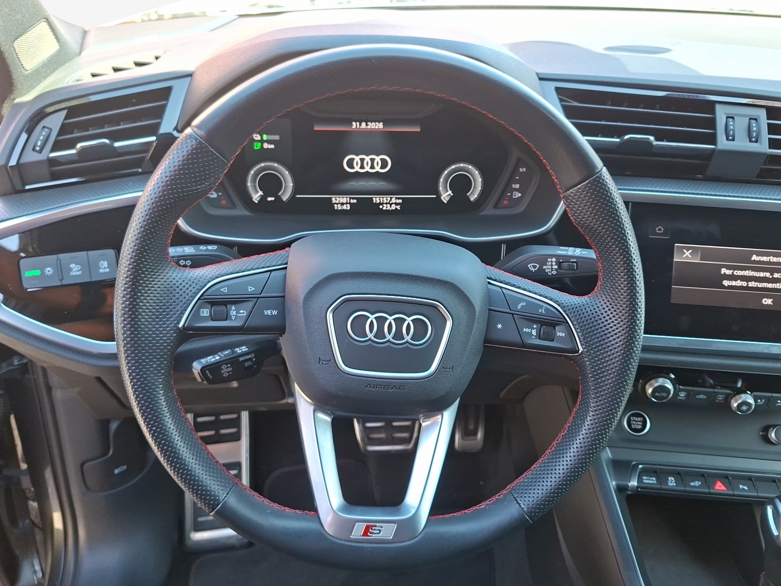 AUDI Q3 Sportback 45 TFSI e S line S-tronic-image-9