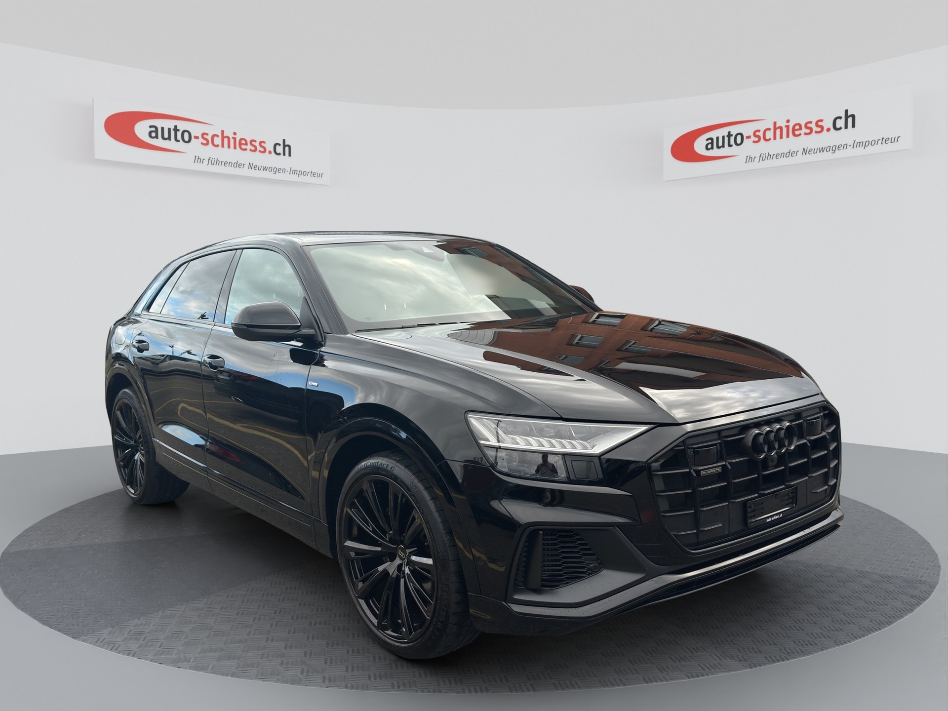 AUDI Q8 55 S-Line 3.0 TFSI quattro BLACK-image-0