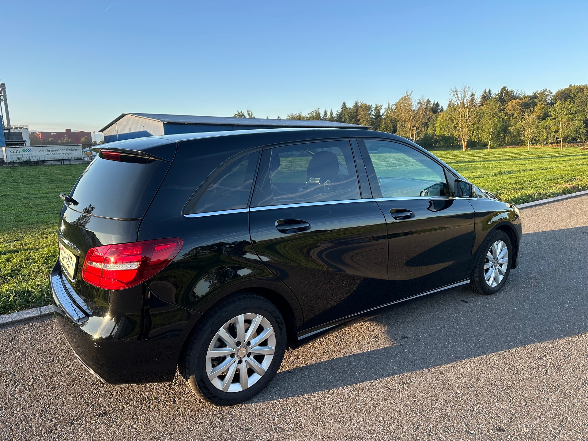 MERCEDES-BENZ B 220 CDI 4Matic 7G-DCT-image-2
