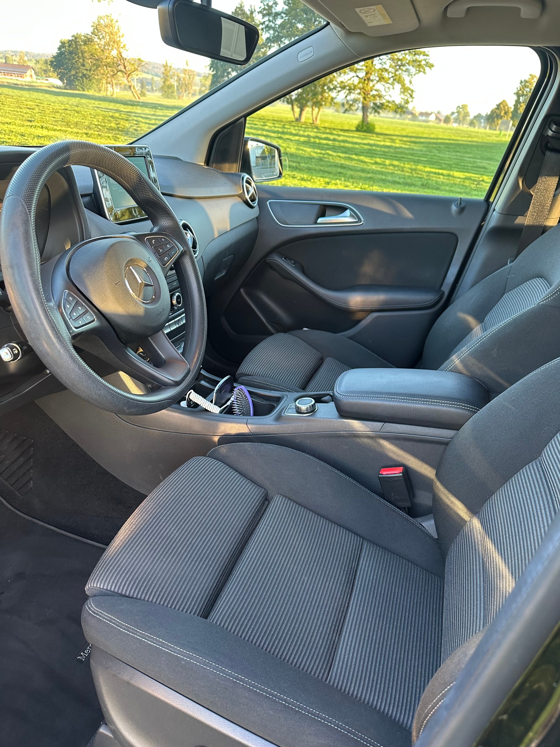MERCEDES-BENZ B 220 CDI 4Matic 7G-DCT-image-5