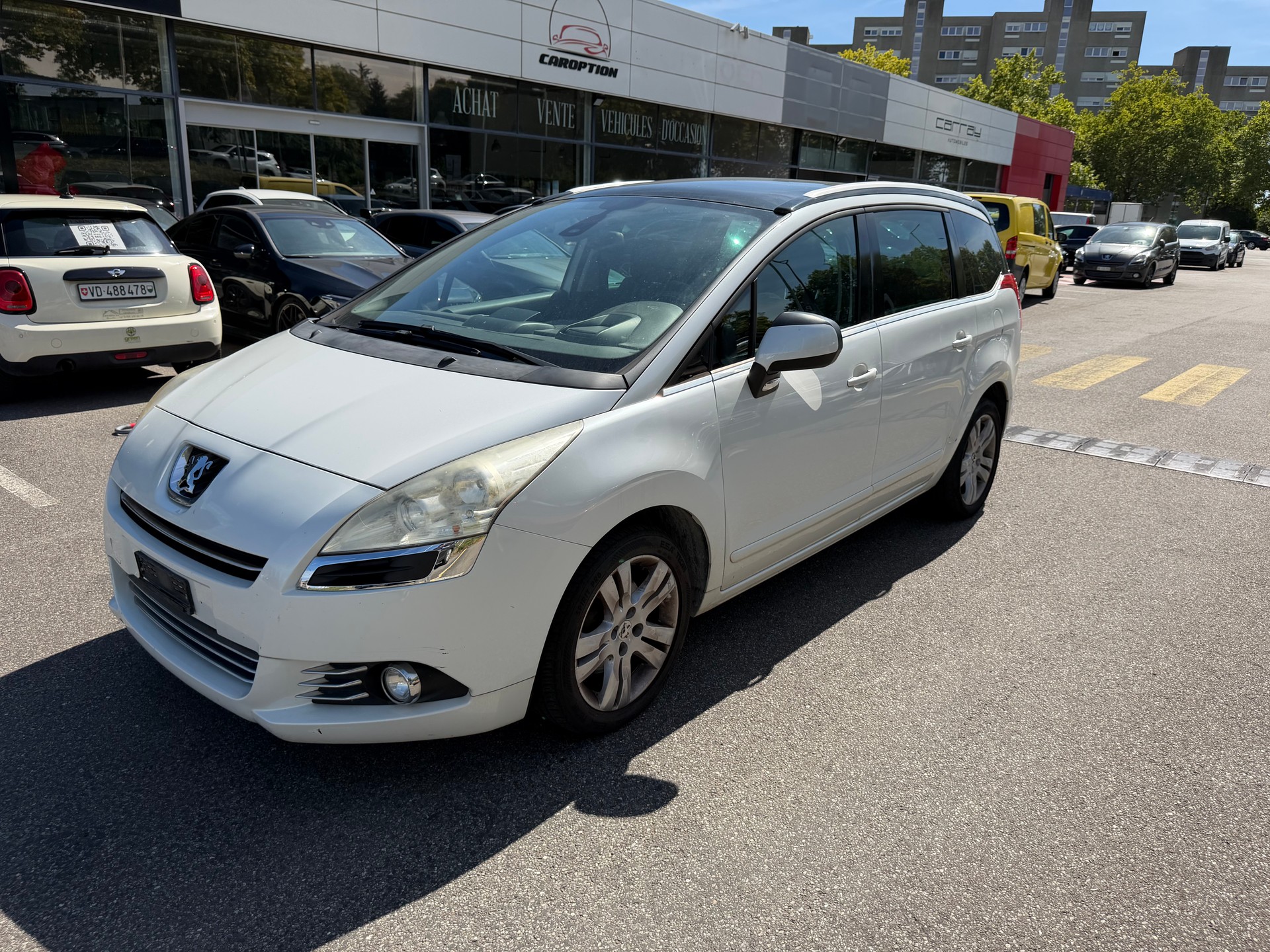 PEUGEOT 5008 2.0 HDI Sport Pack-image-0