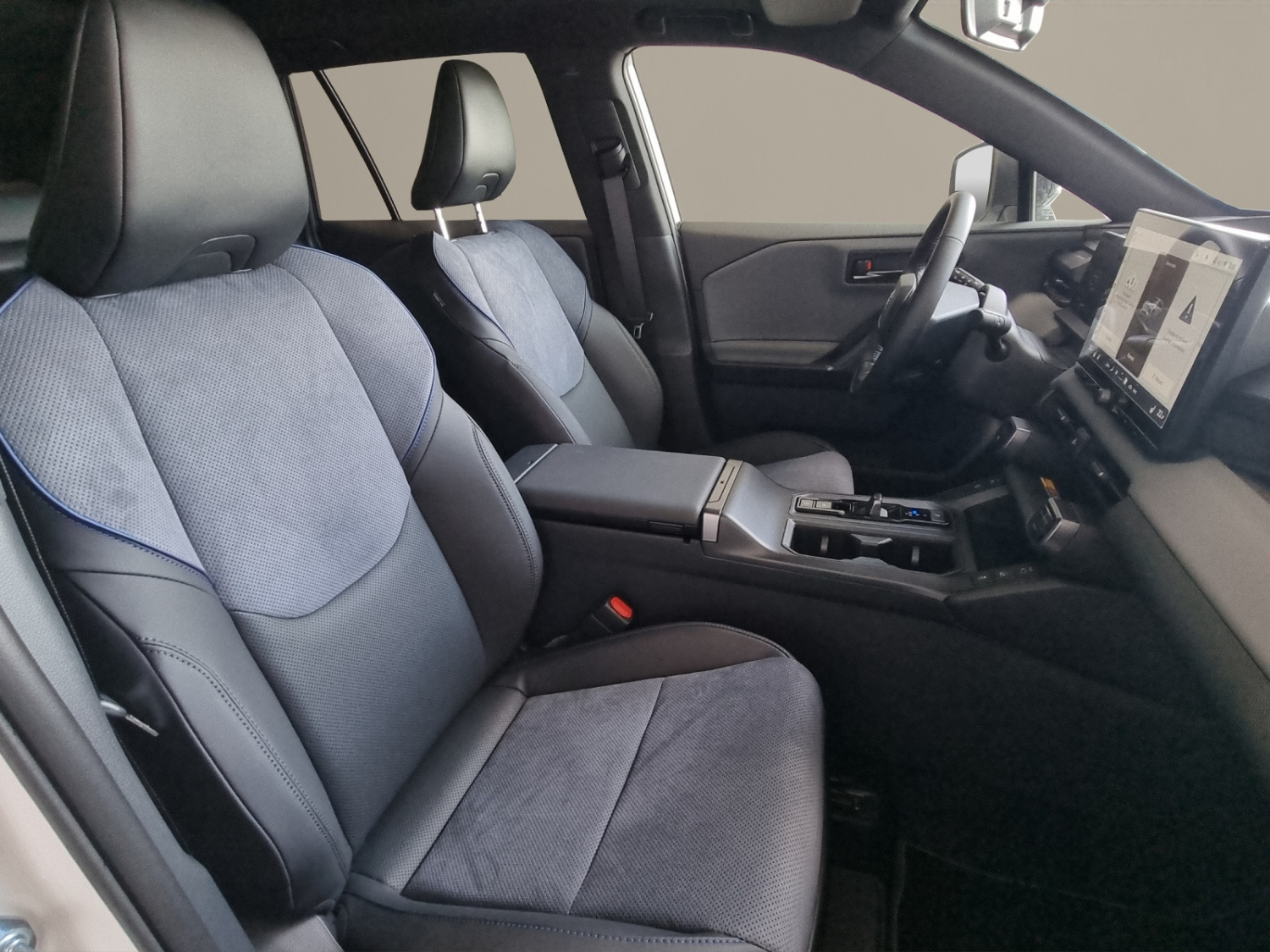 TOYOTA RAV4 2.5 HEV Style-image-9