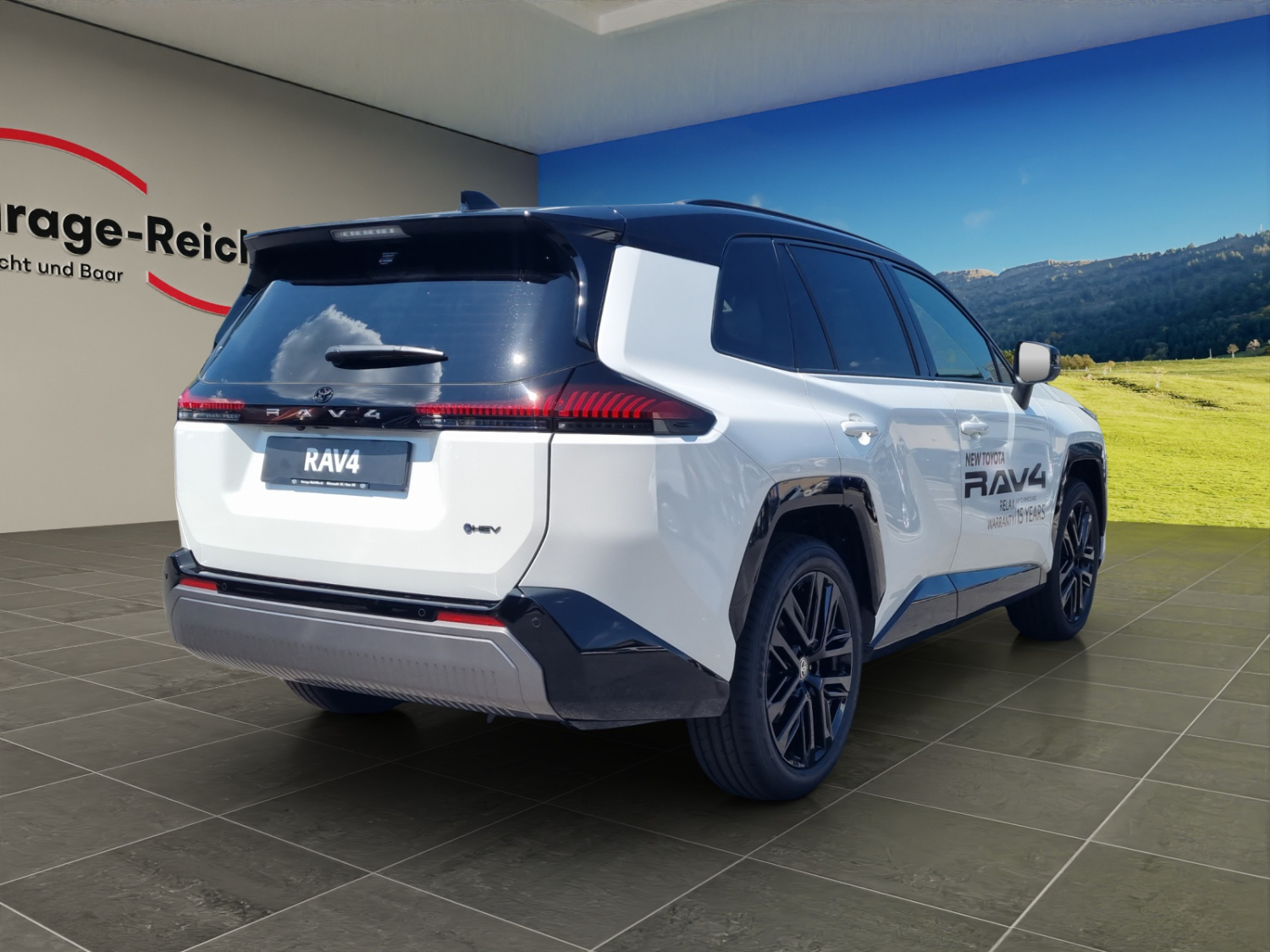 TOYOTA RAV4 2.5 HEV Style-image-4