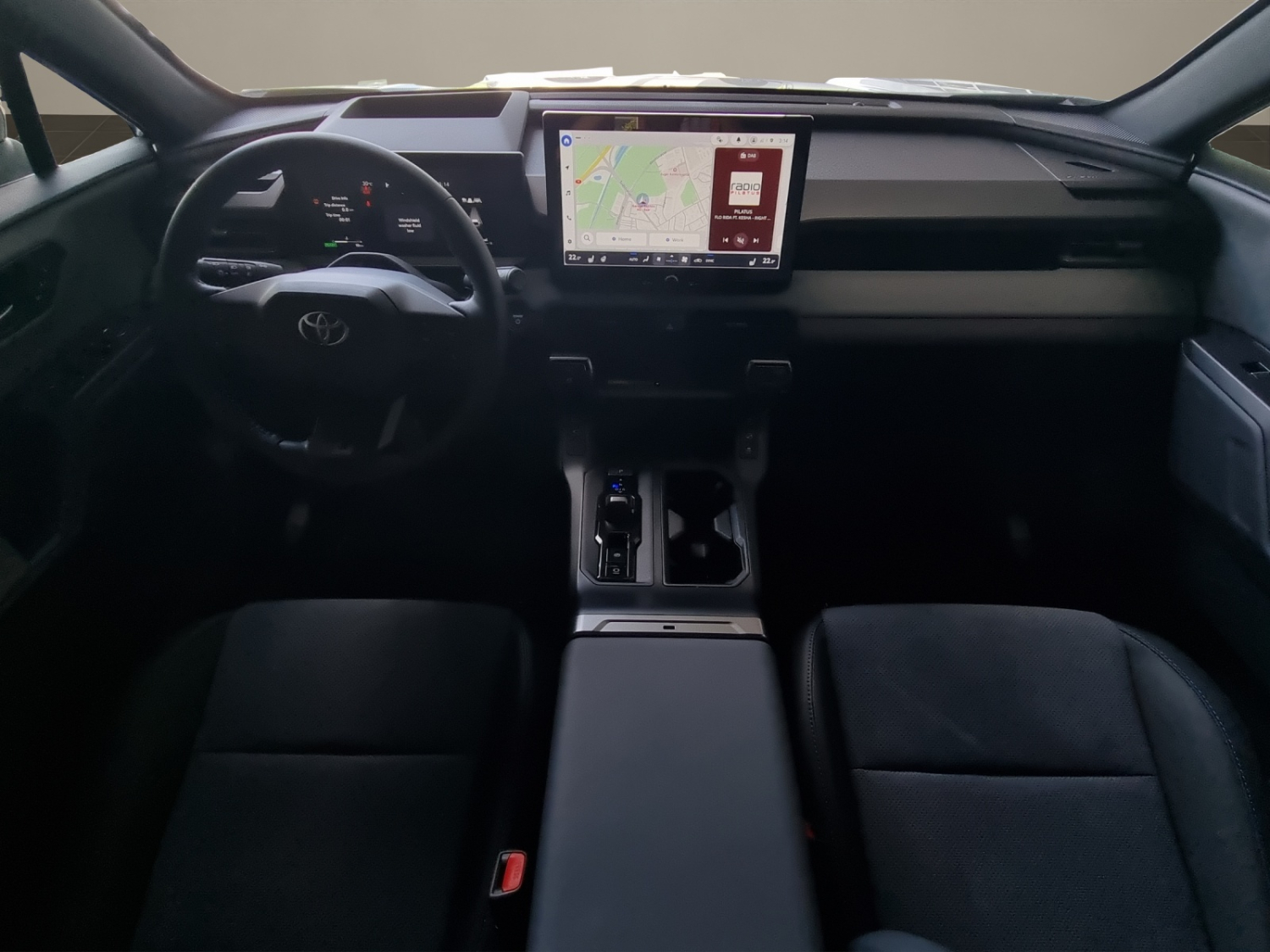 TOYOTA RAV4 2.5 HEV Style-image-16