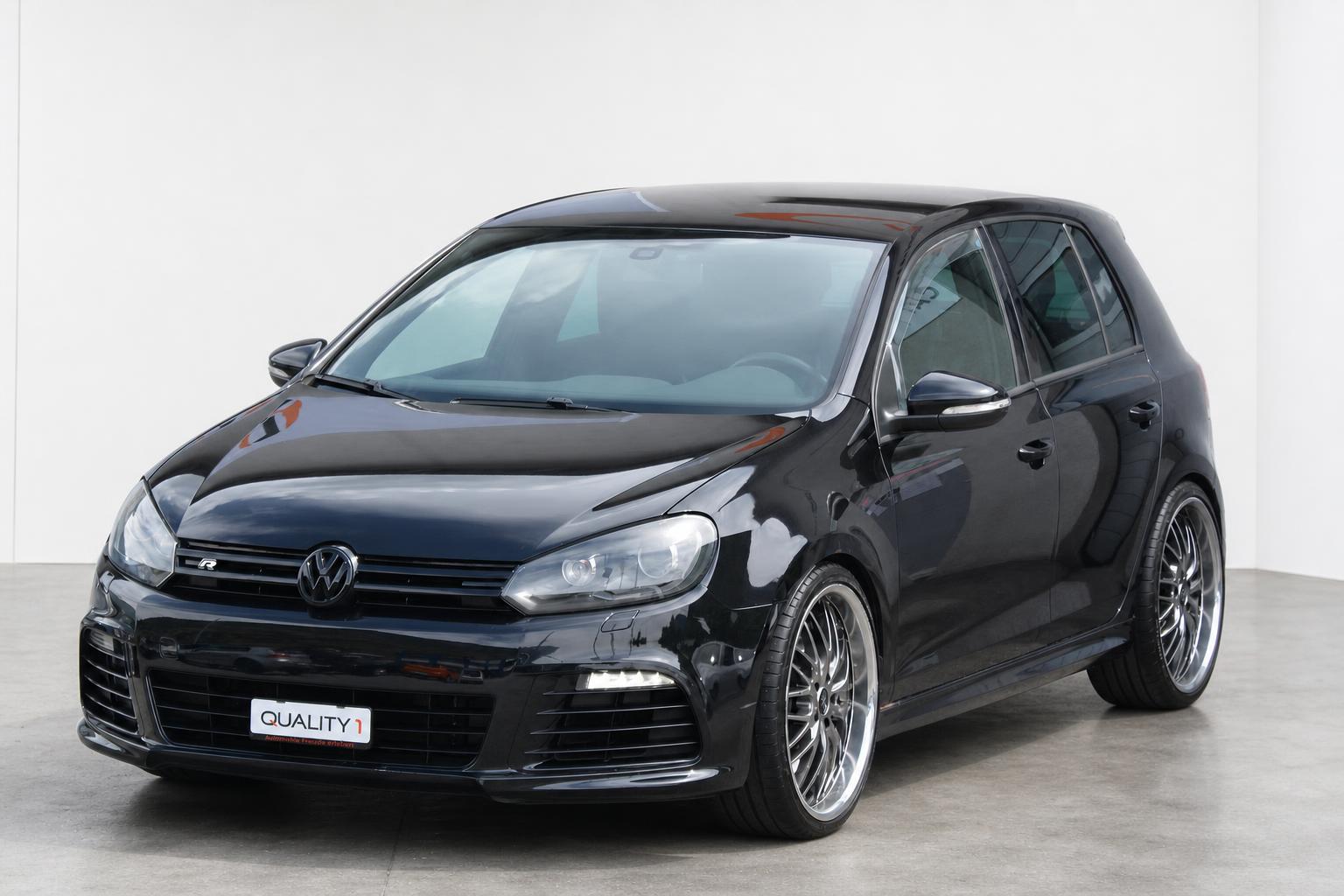 VW Golf 2.0 TSI R 4Motion DSG-image-1