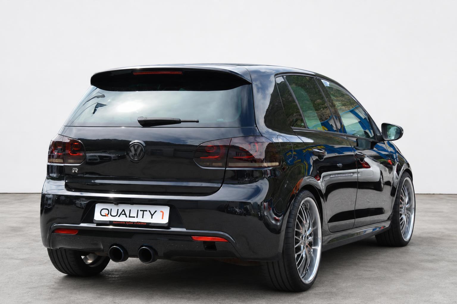 VW Golf 2.0 TSI R 4Motion DSG-image-6