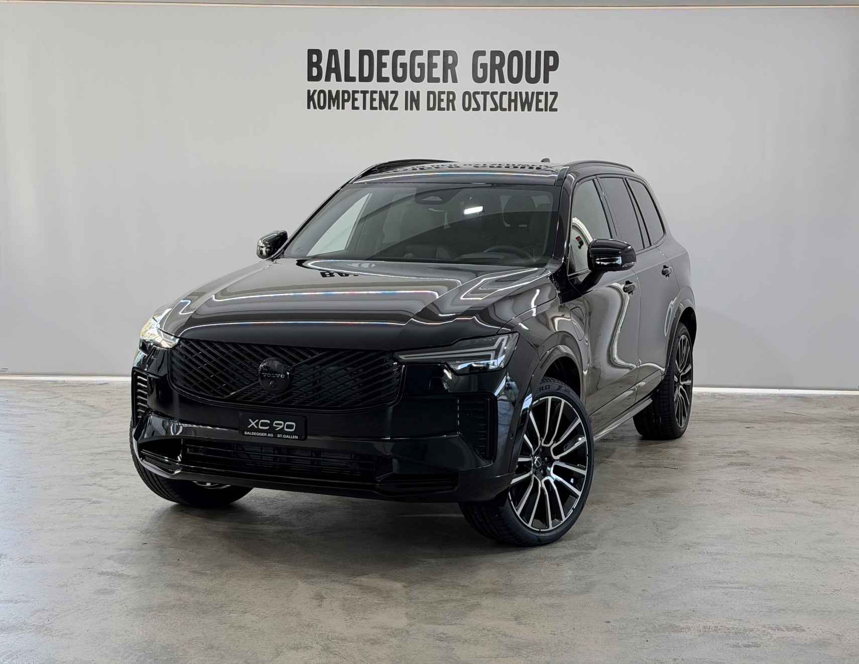 VOLVO XC90 2.0 T8 TE Black Edition e-image-0