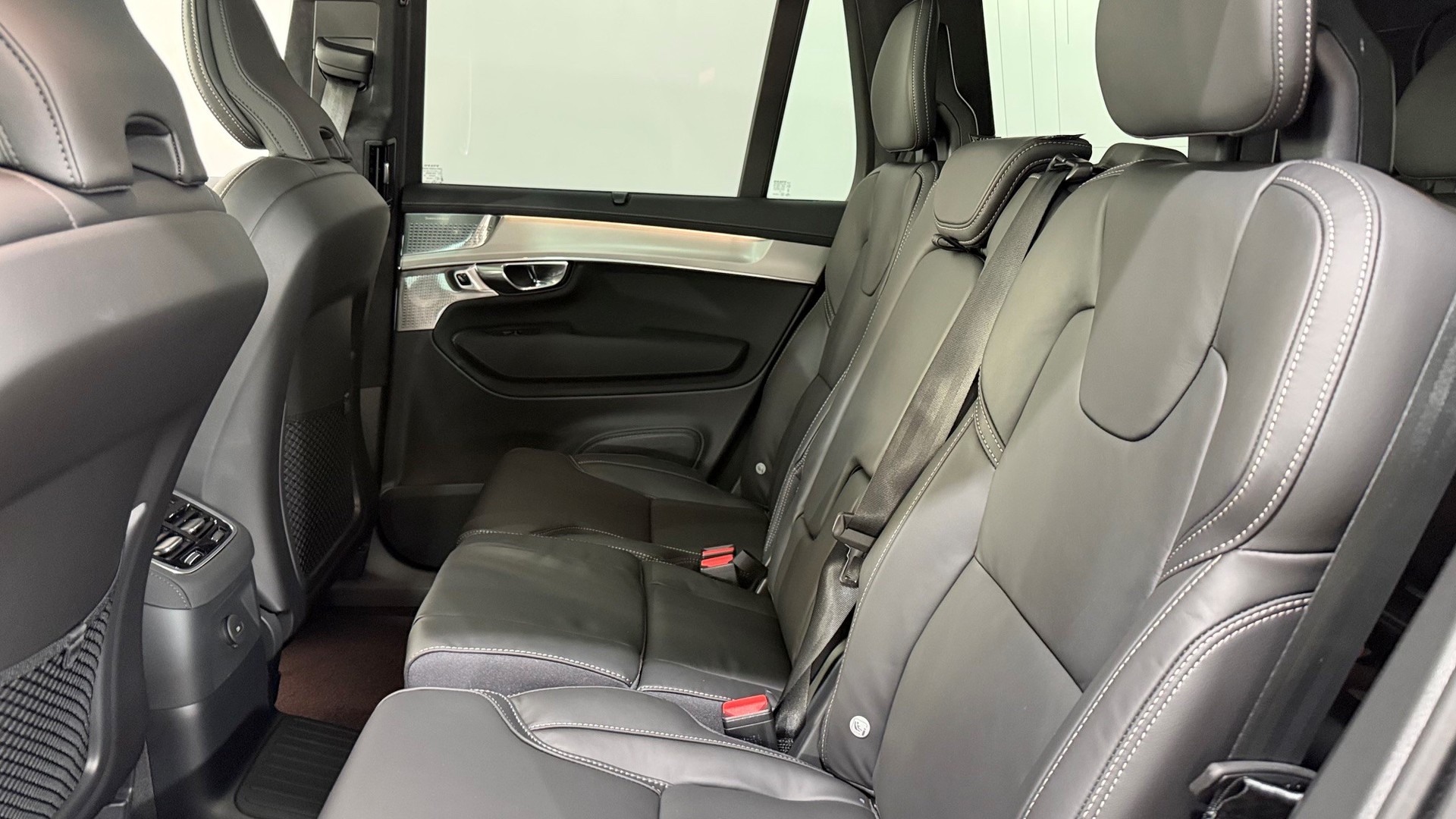 VOLVO XC90 2.0 T8 TE Black Edition e-image-5