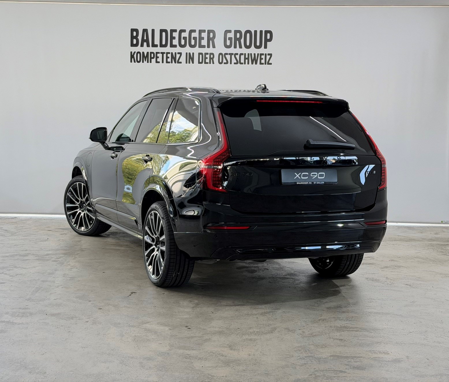 VOLVO XC90 2.0 T8 TE Black Edition e-image-1