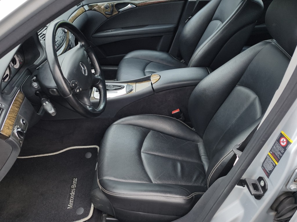 MERCEDES-BENZ E 350T Avantgarde-image-2