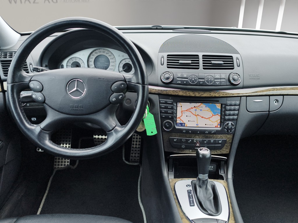 MERCEDES-BENZ E 350T Avantgarde-image-11