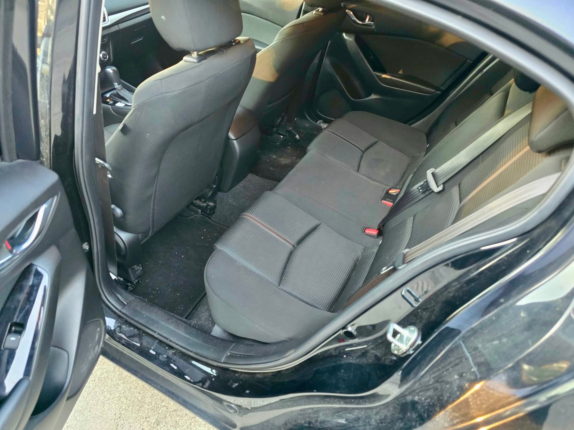 MAZDA 3 SKYACTIV-G 120 Ambition Plus Automat-image-11