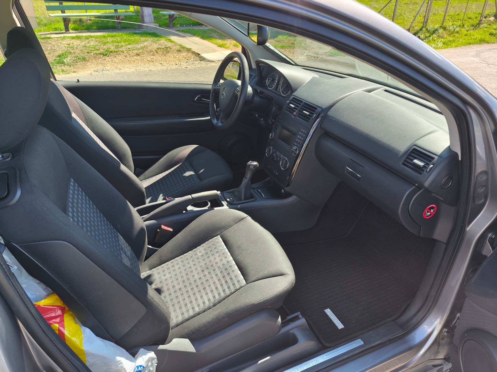 MERCEDES-BENZ A 150 BlueEF Classic-image-4