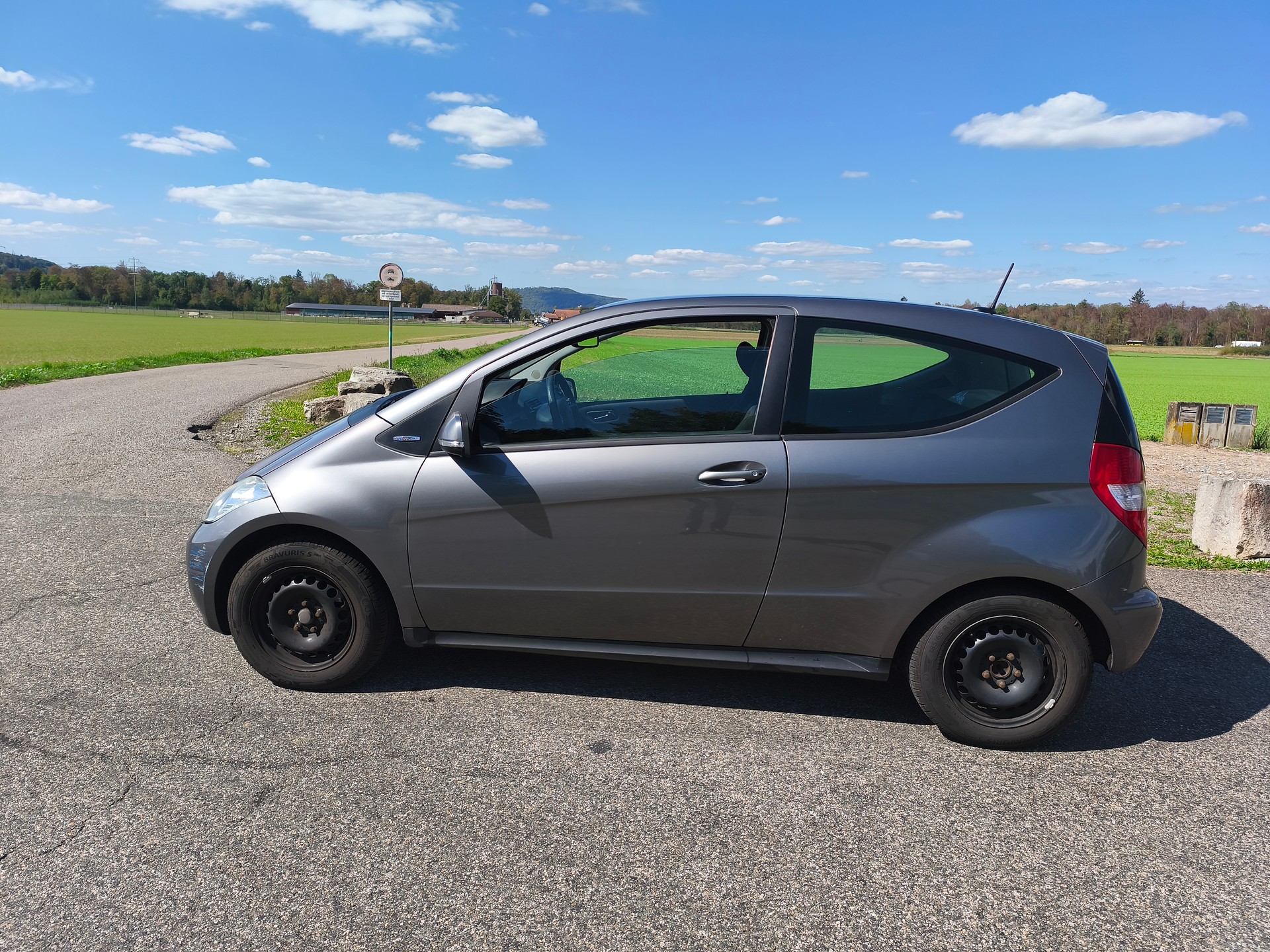 MERCEDES-BENZ A 150 BlueEF Classic-image-1