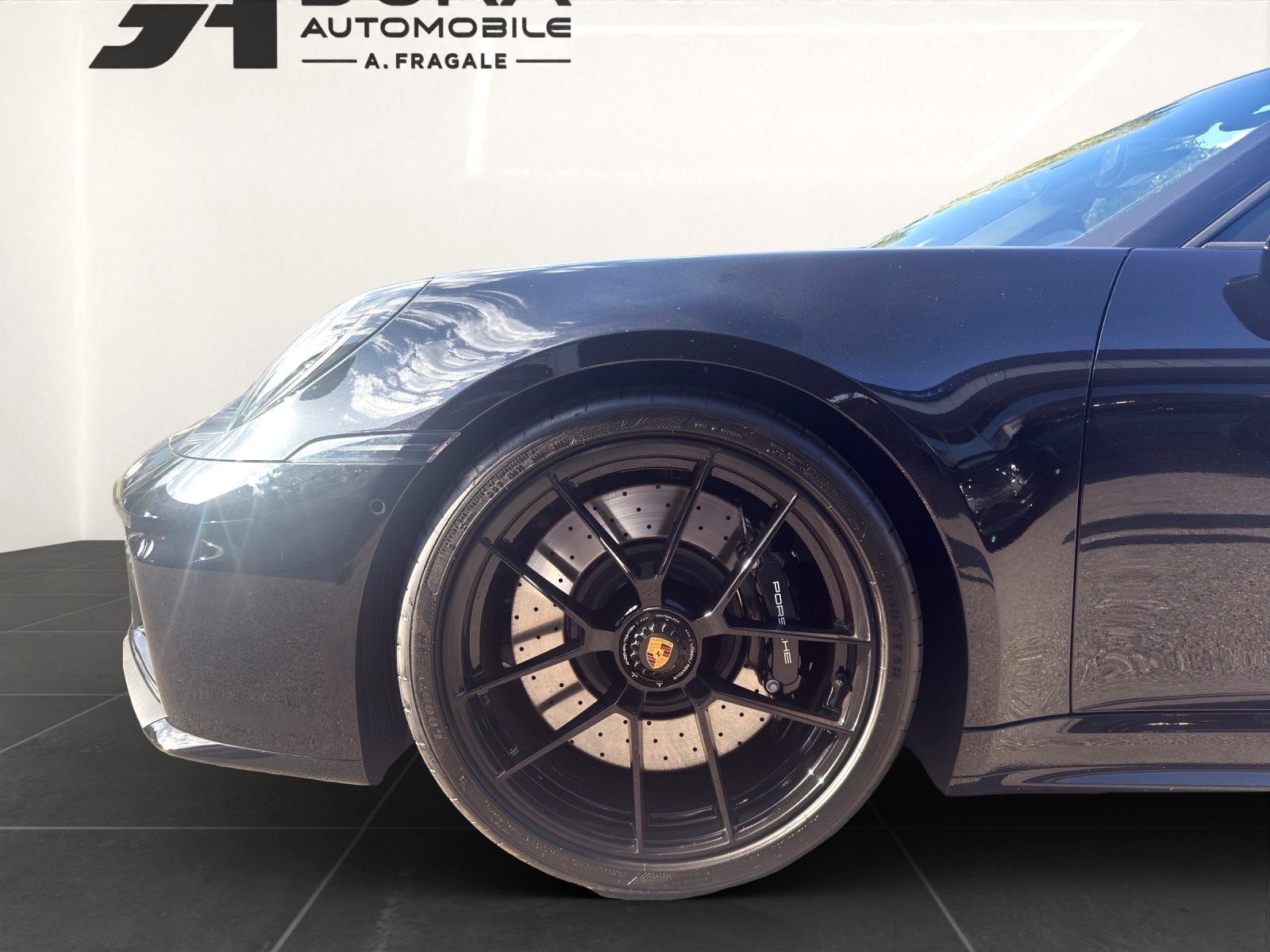 PORSCHE 911 Cabriolet 3.6 Carrera 4 GTS PDK-image-6