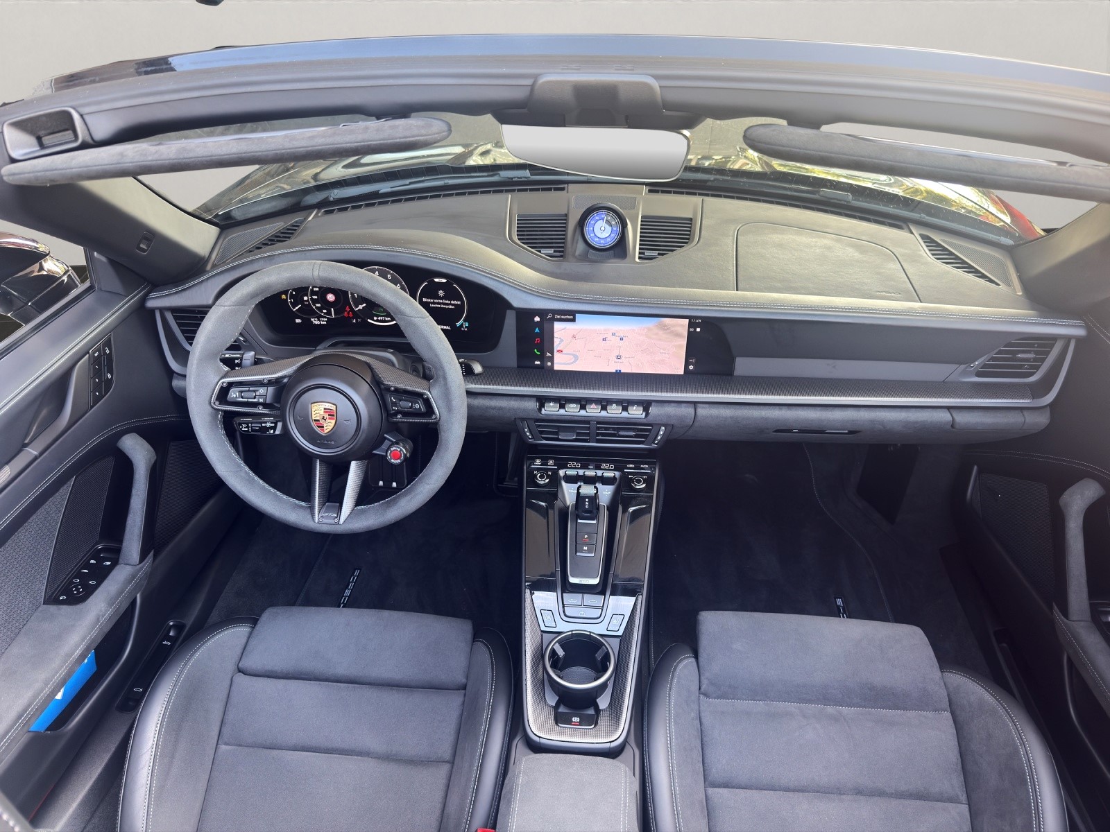 PORSCHE 911 Cabriolet 3.6 Carrera 4 GTS PDK-image-8