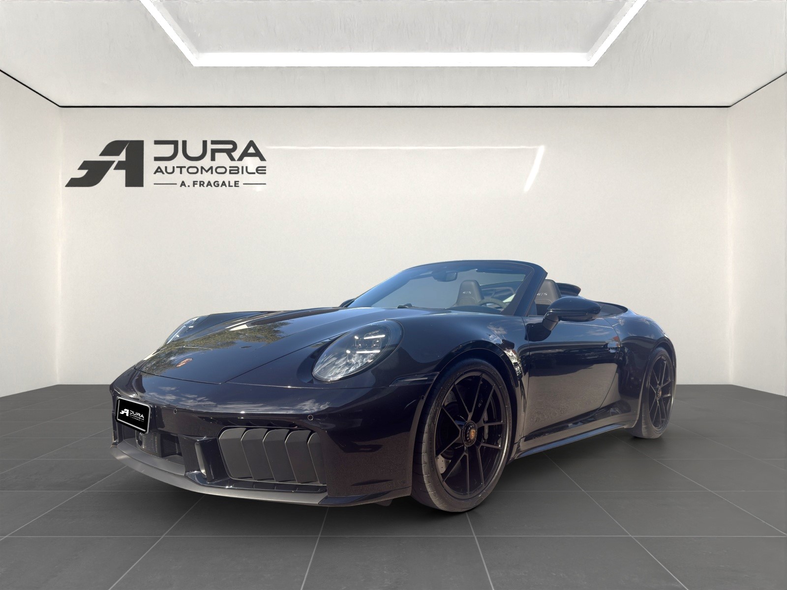 PORSCHE 911 Cabriolet 3.6 Carrera 4 GTS PDK-image-1