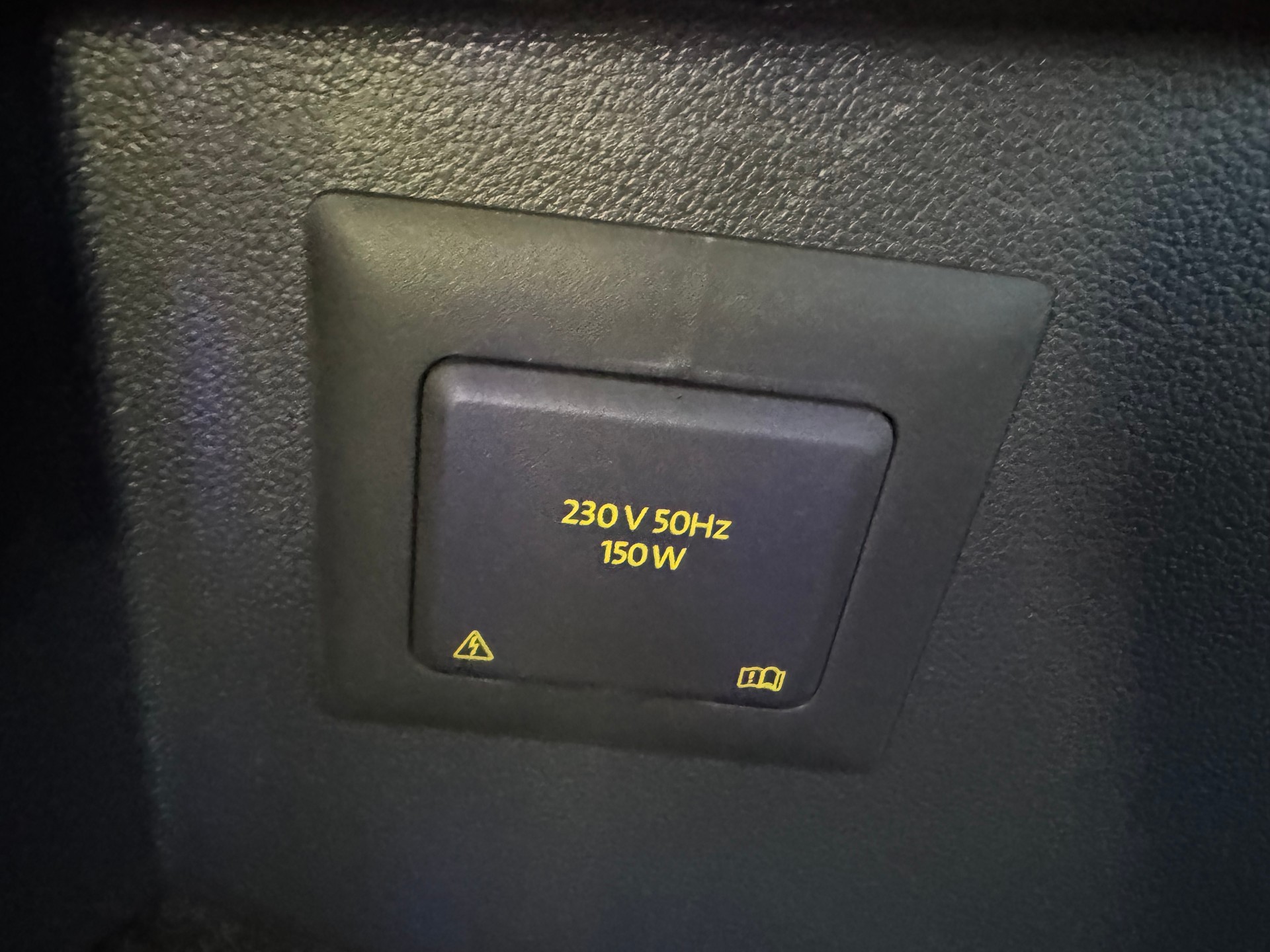 VW Tiguan 2.0TSI R-Line 4Motion DSG-image-18
