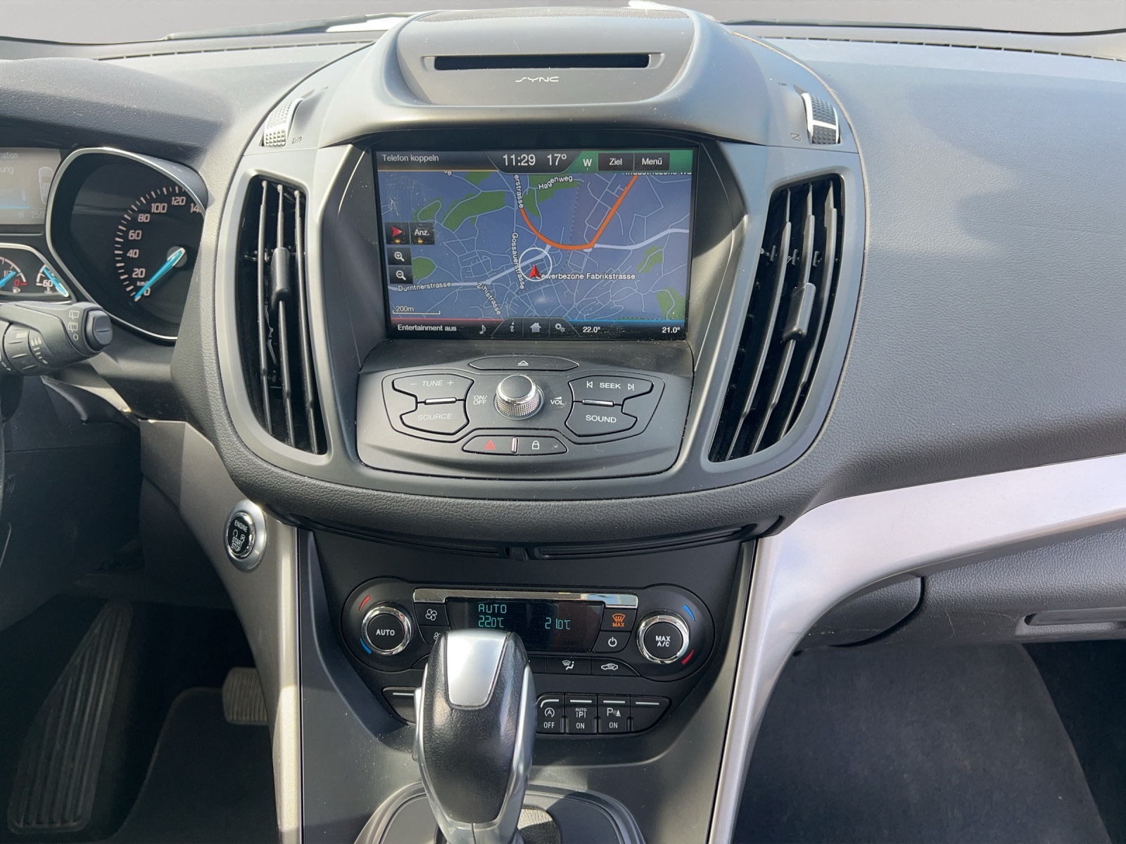 FORD Kuga 2.0 TDCi Titanium 4WD PowerShift-image-10