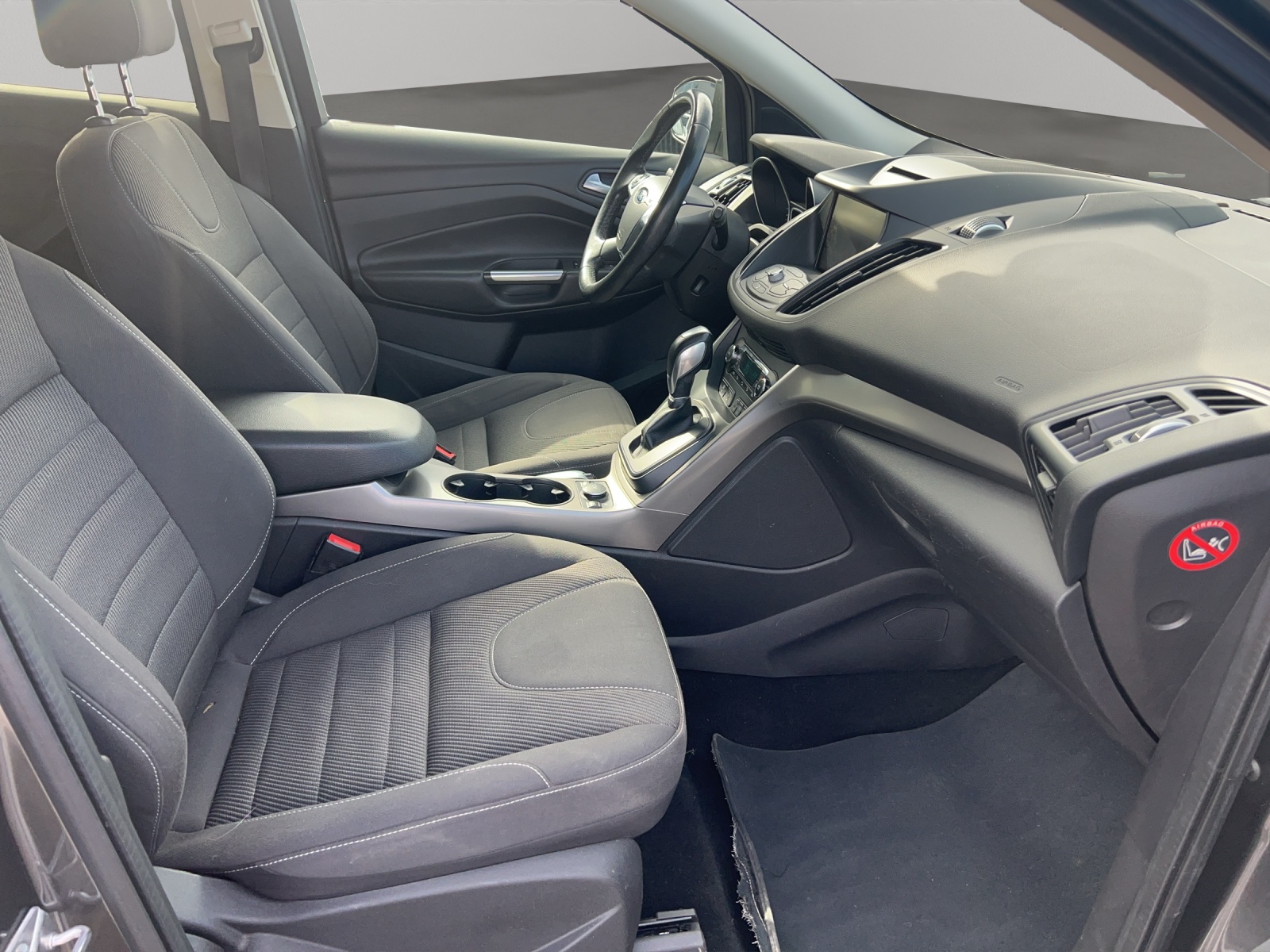 FORD Kuga 2.0 TDCi Titanium 4WD PowerShift-image-19
