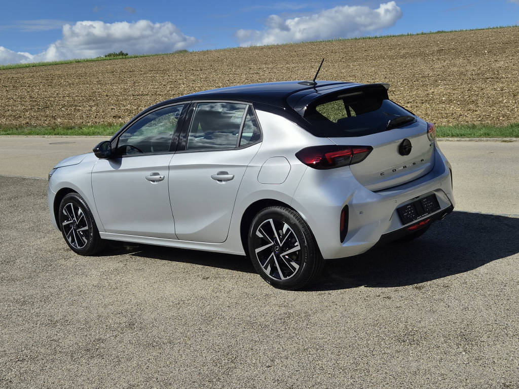 OPEL Corsa 1.2 T Hybrid 110cv Viva-image-2