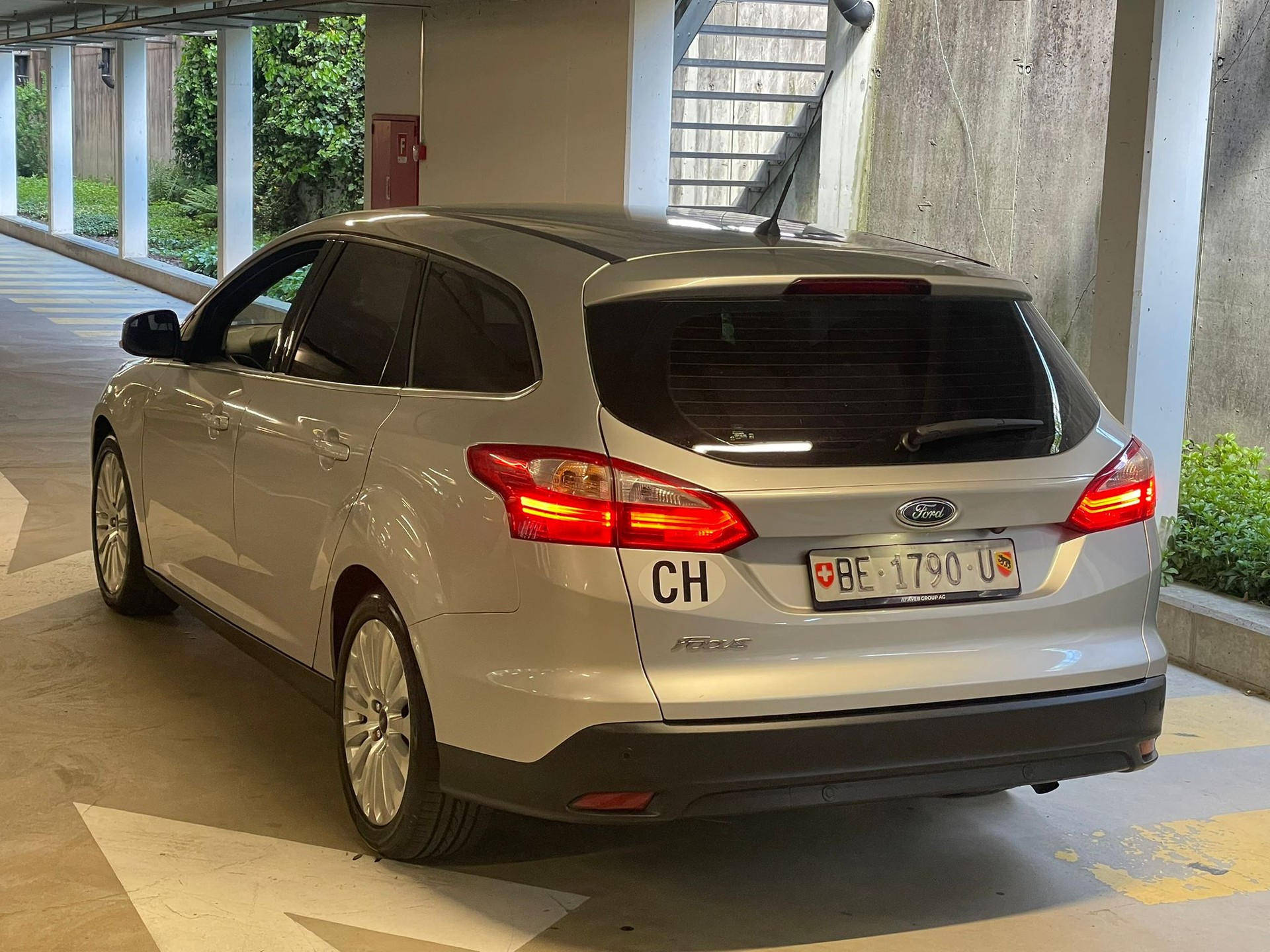 FORD Focus 1.6i VCT Titanium-image-3