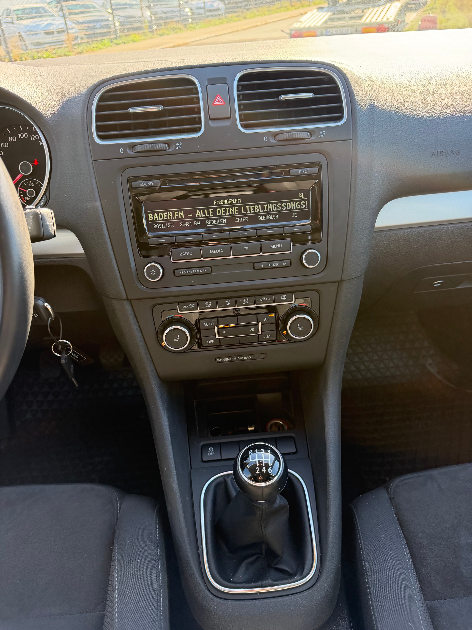 VW Golf 1.4 TSI Team-image-17