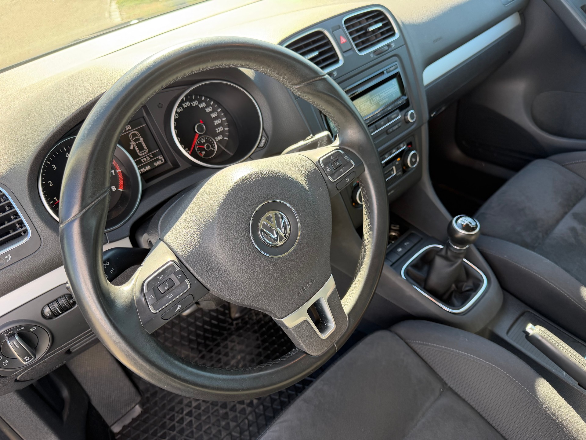 VW Golf 1.4 TSI Team-image-14