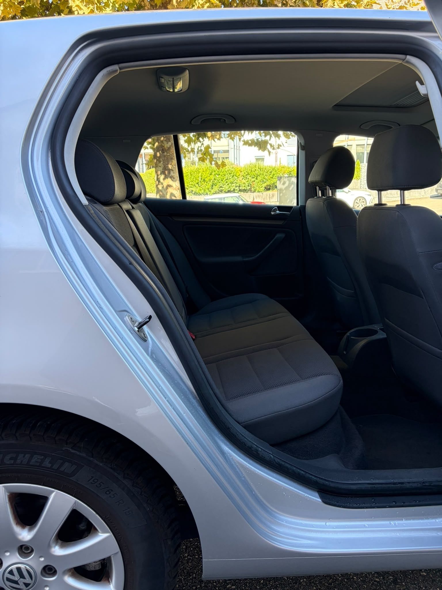 VW Golf 1.6 FSI Comfortline-image-9