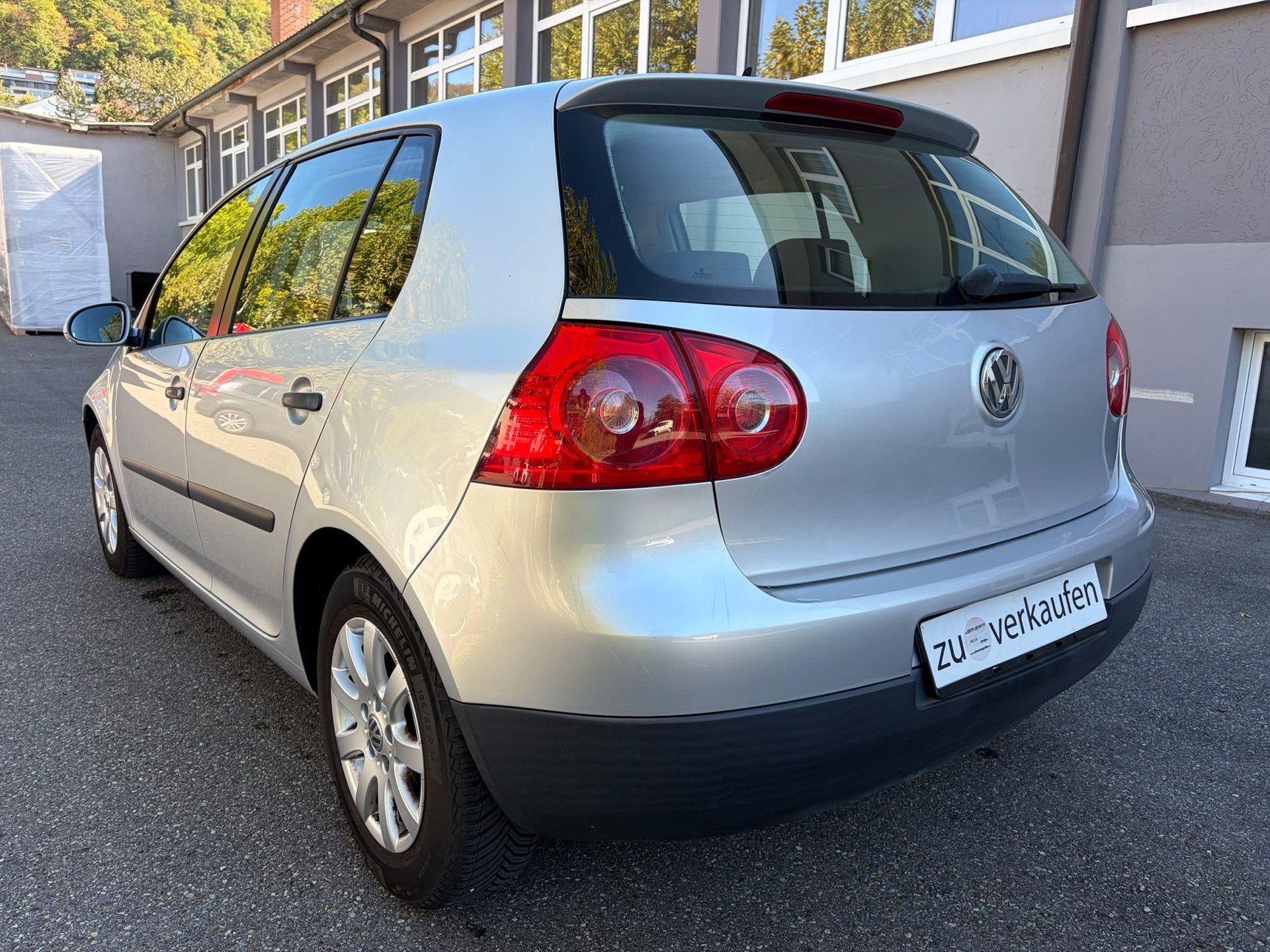 VW Golf 1.6 FSI Comfortline-image-3