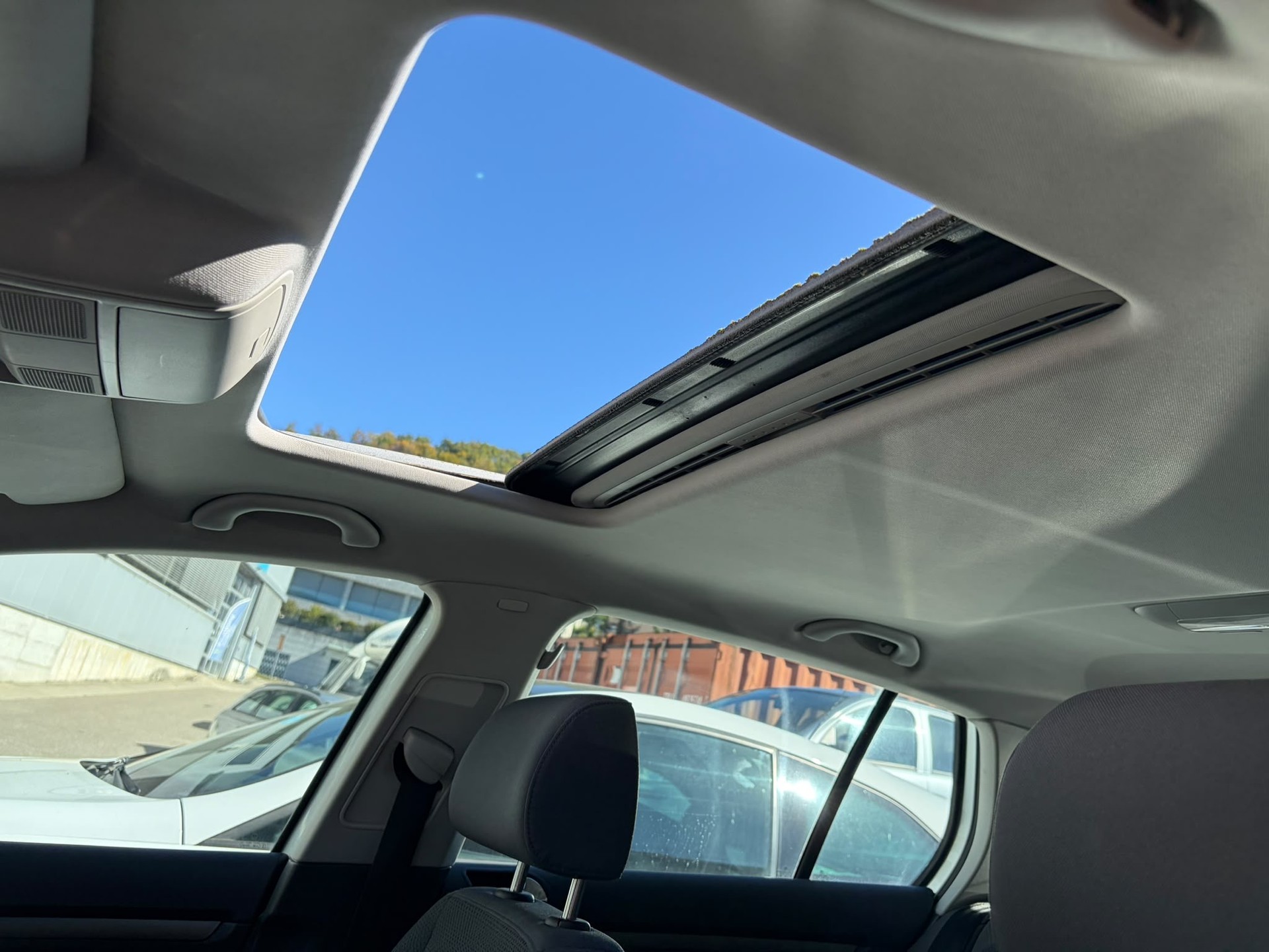 VW Golf 1.6 FSI Comfortline-image-11