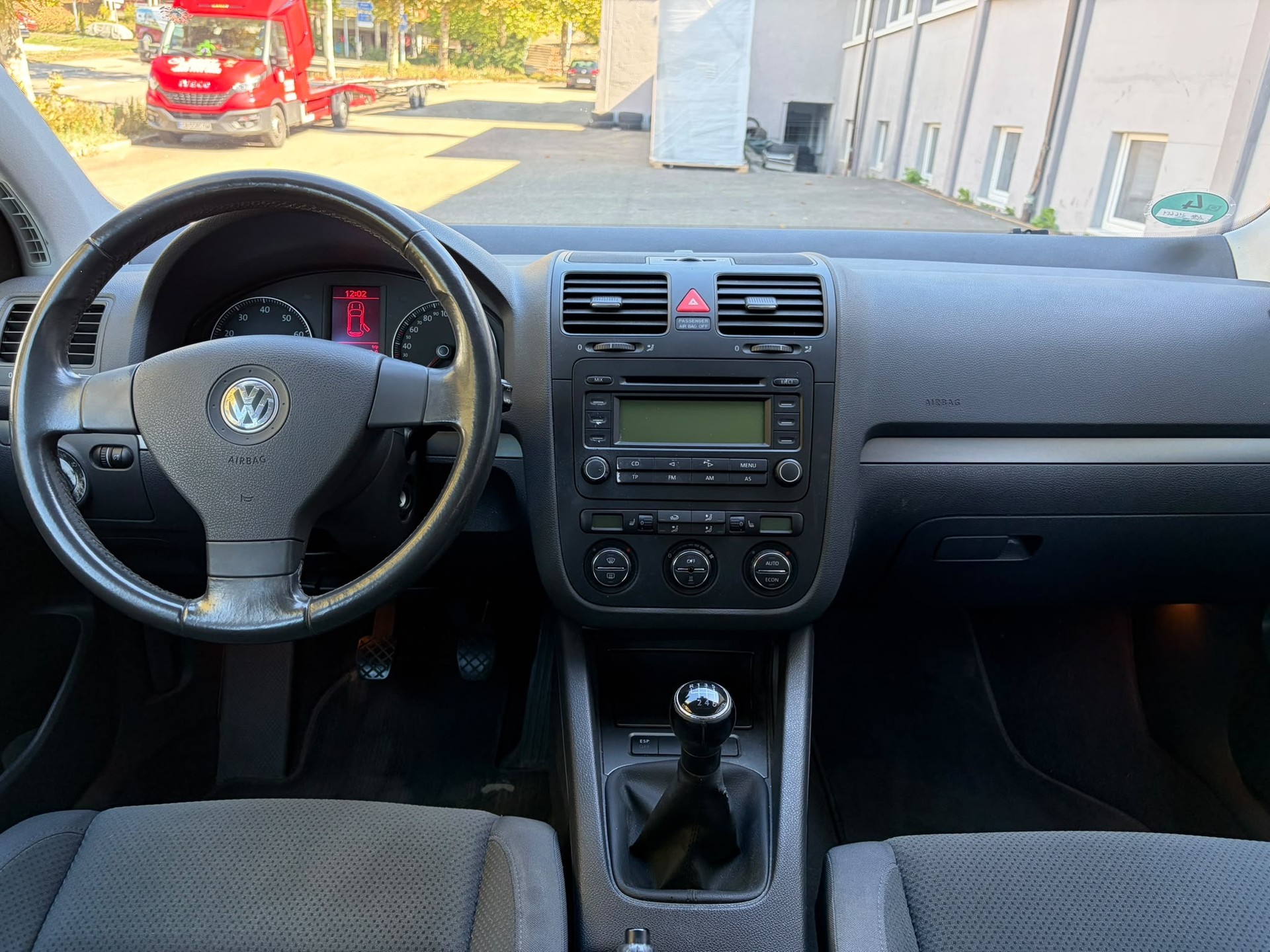 VW Golf 1.6 FSI Comfortline-image-8