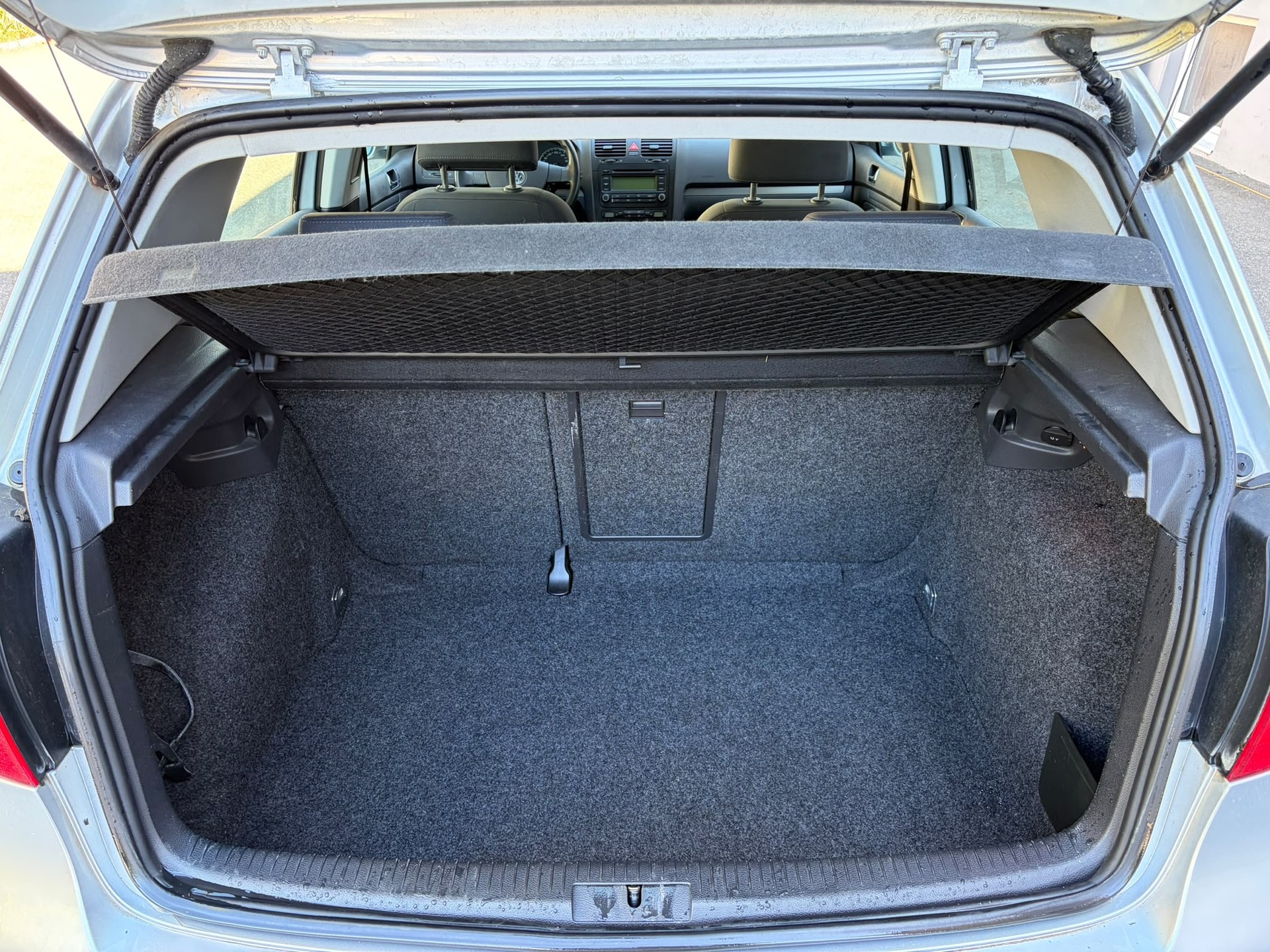 VW Golf 1.6 FSI Comfortline-image-12