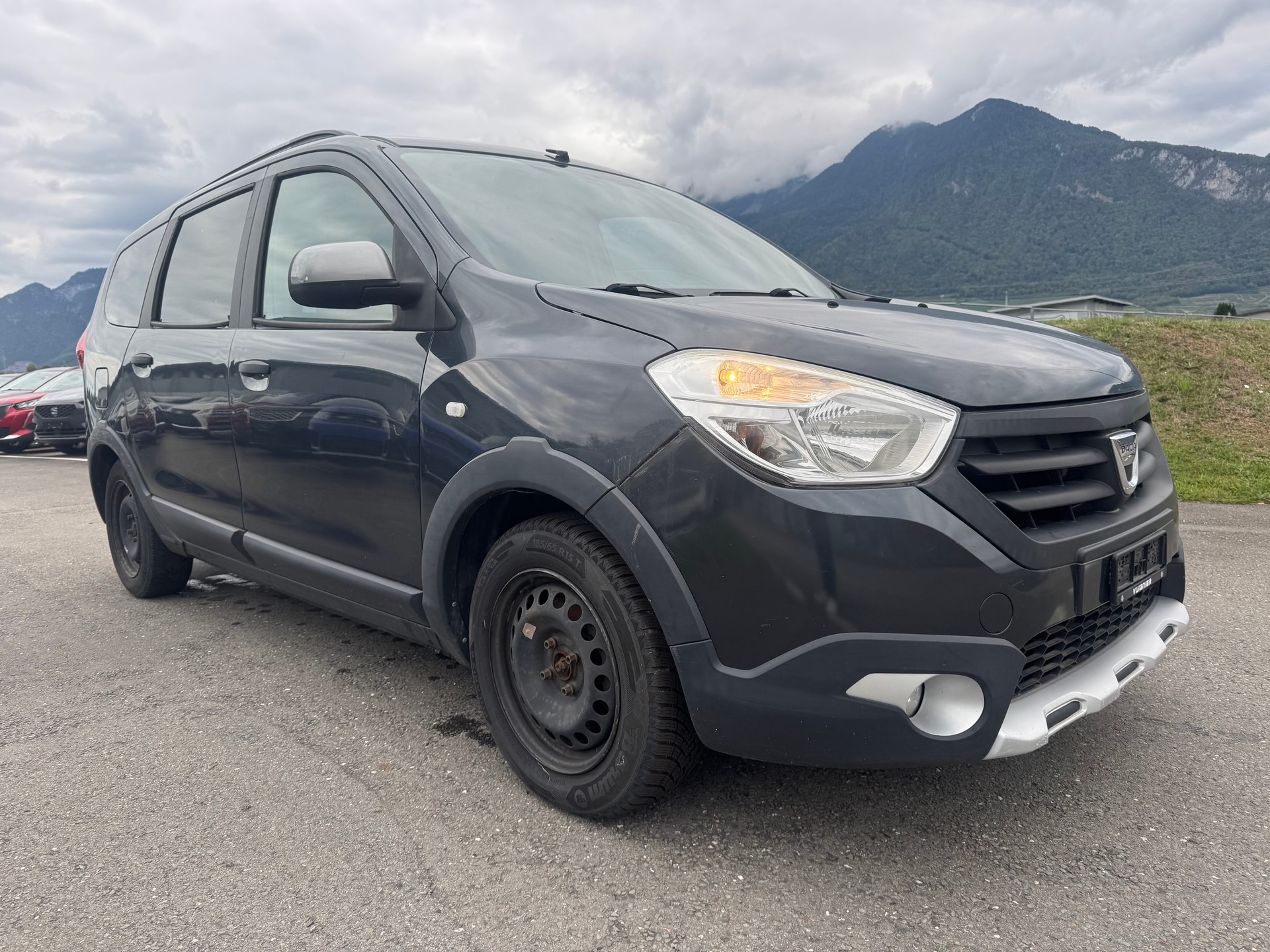 DACIA Lodgy 1.2 Turbo Lauréate 5PL-image-2