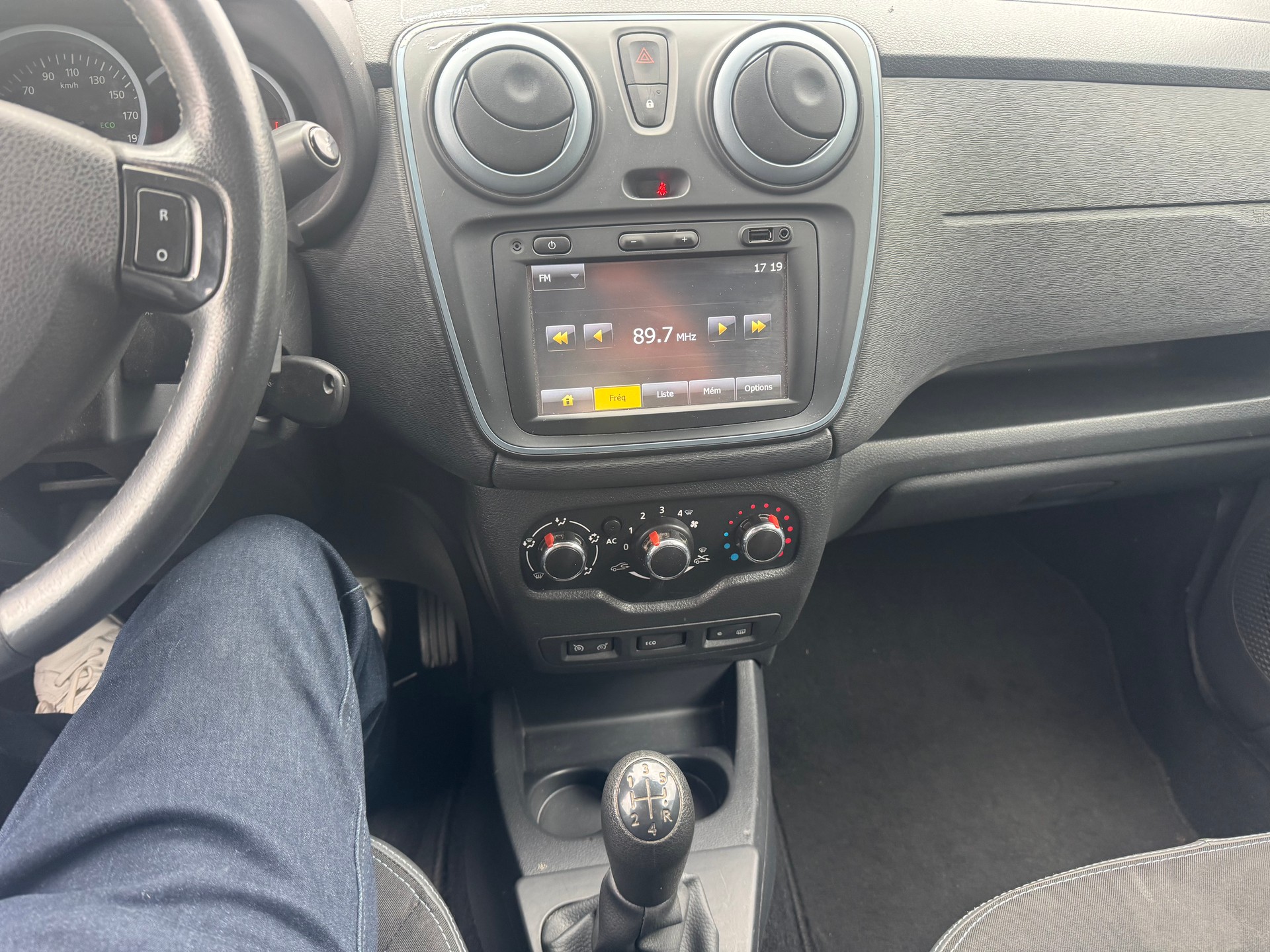 DACIA Lodgy 1.2 Turbo Lauréate 5PL-image-17
