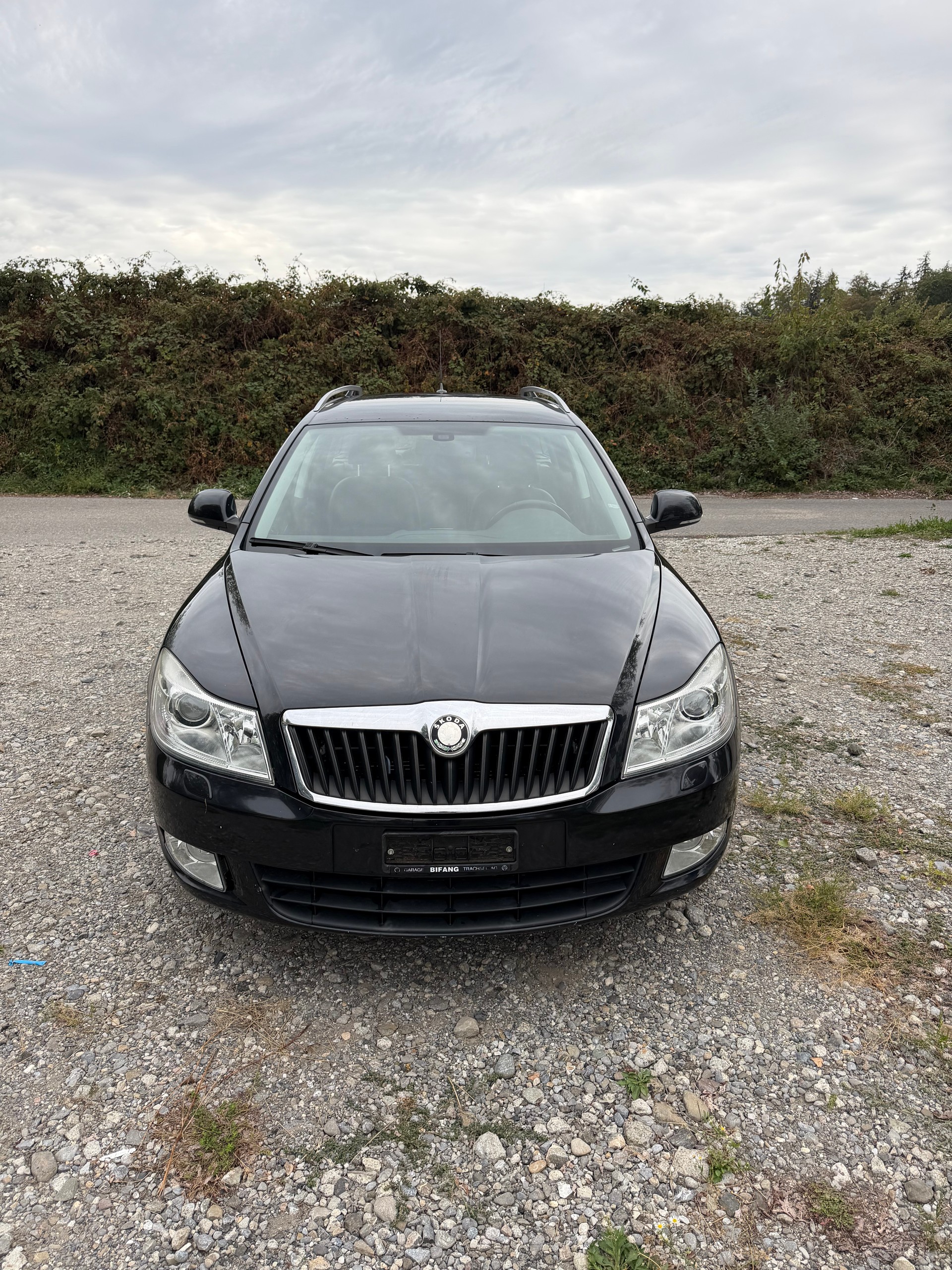 SKODA Octavia Combi 1.8 TSI 50Years 4x4-image-0