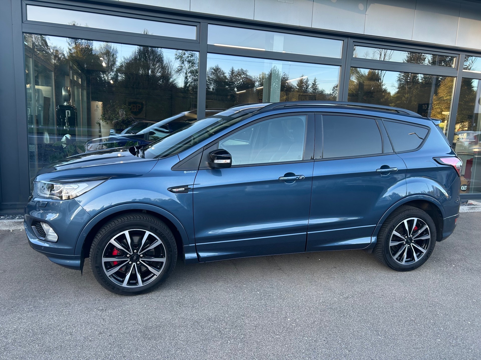 FORD Kuga 2.0 TDCi ST Line High 4WD PowerShift-image-2